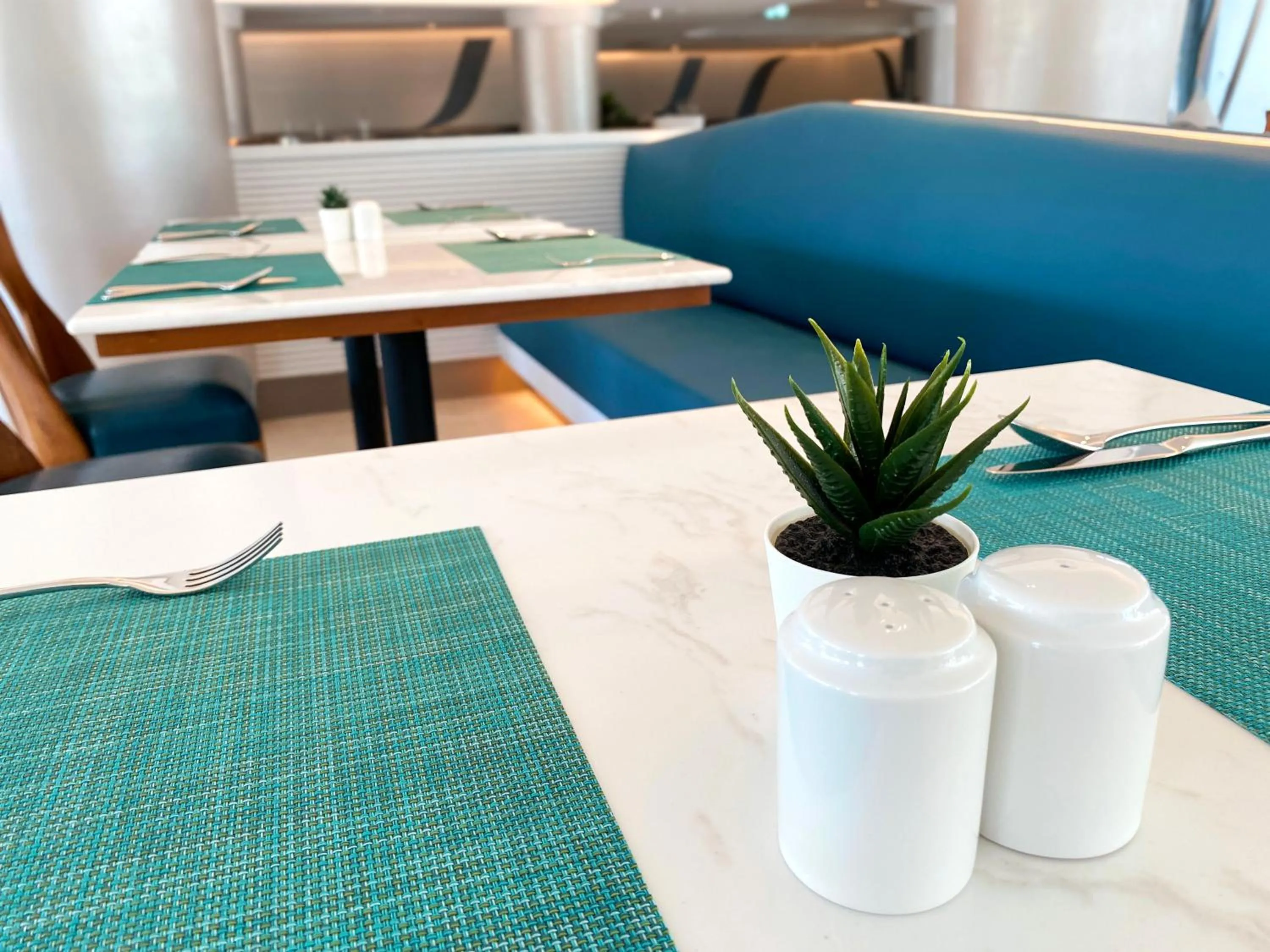 Restaurant/places to eat in The Oceanic Sportel Phuket - SHA Extra Plus