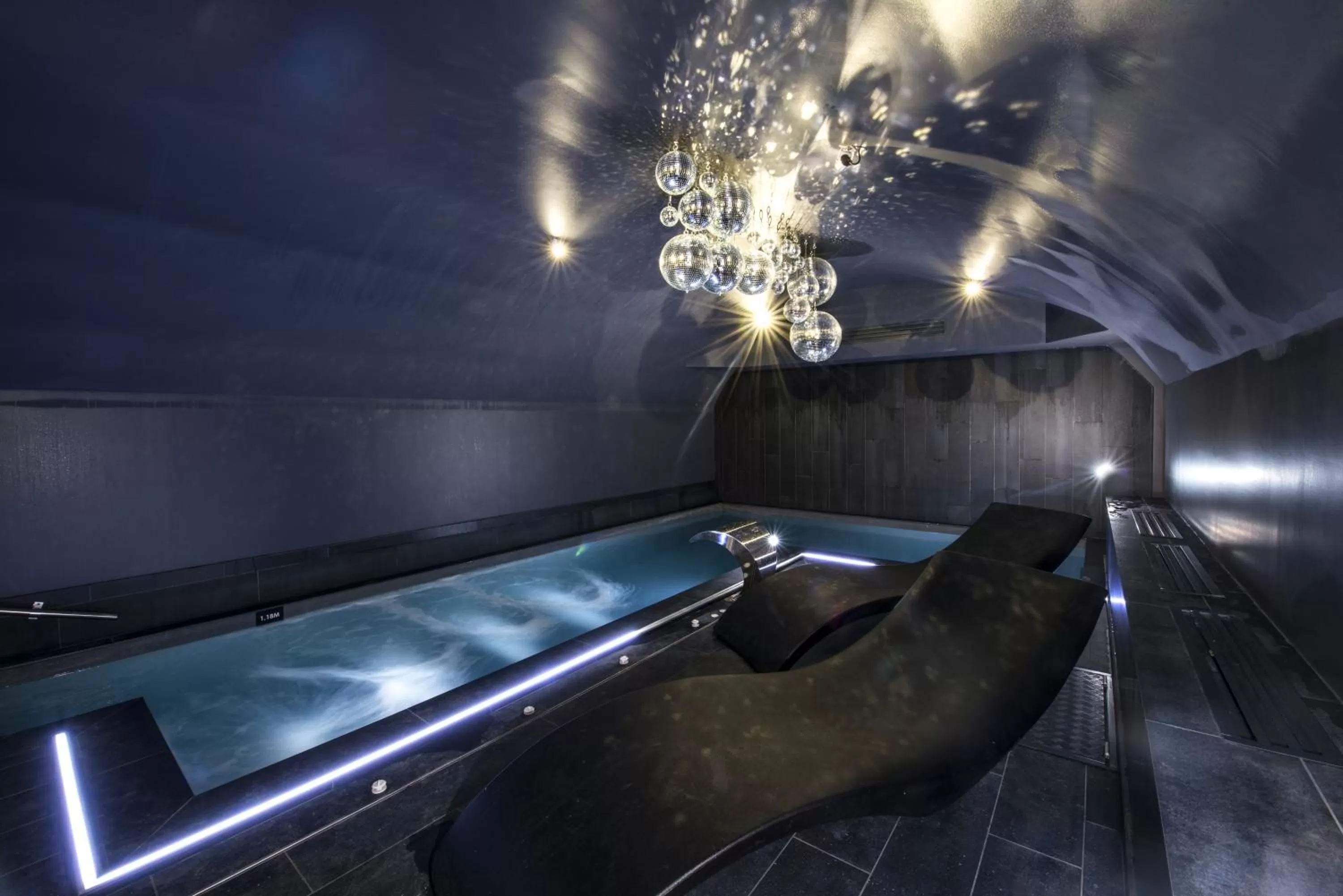 Spa and wellness centre/facilities in Vertigo Hotel, Dijon, a Member of Design Hotels