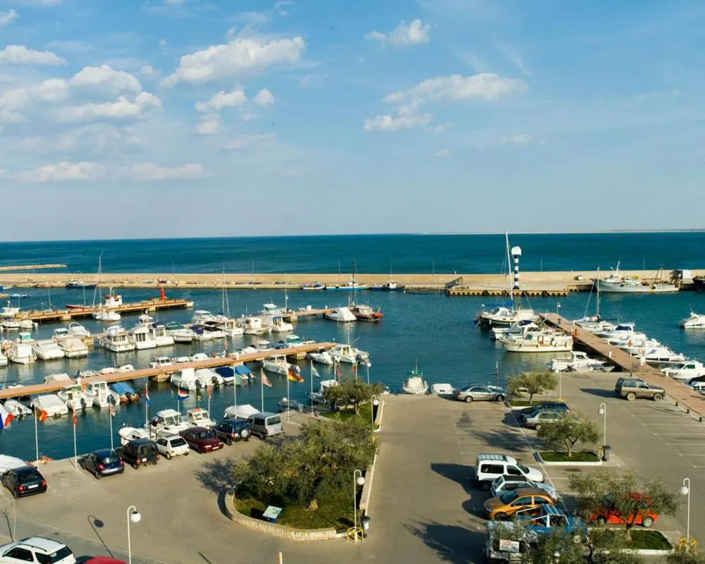 Day in Hotel Roca Plana