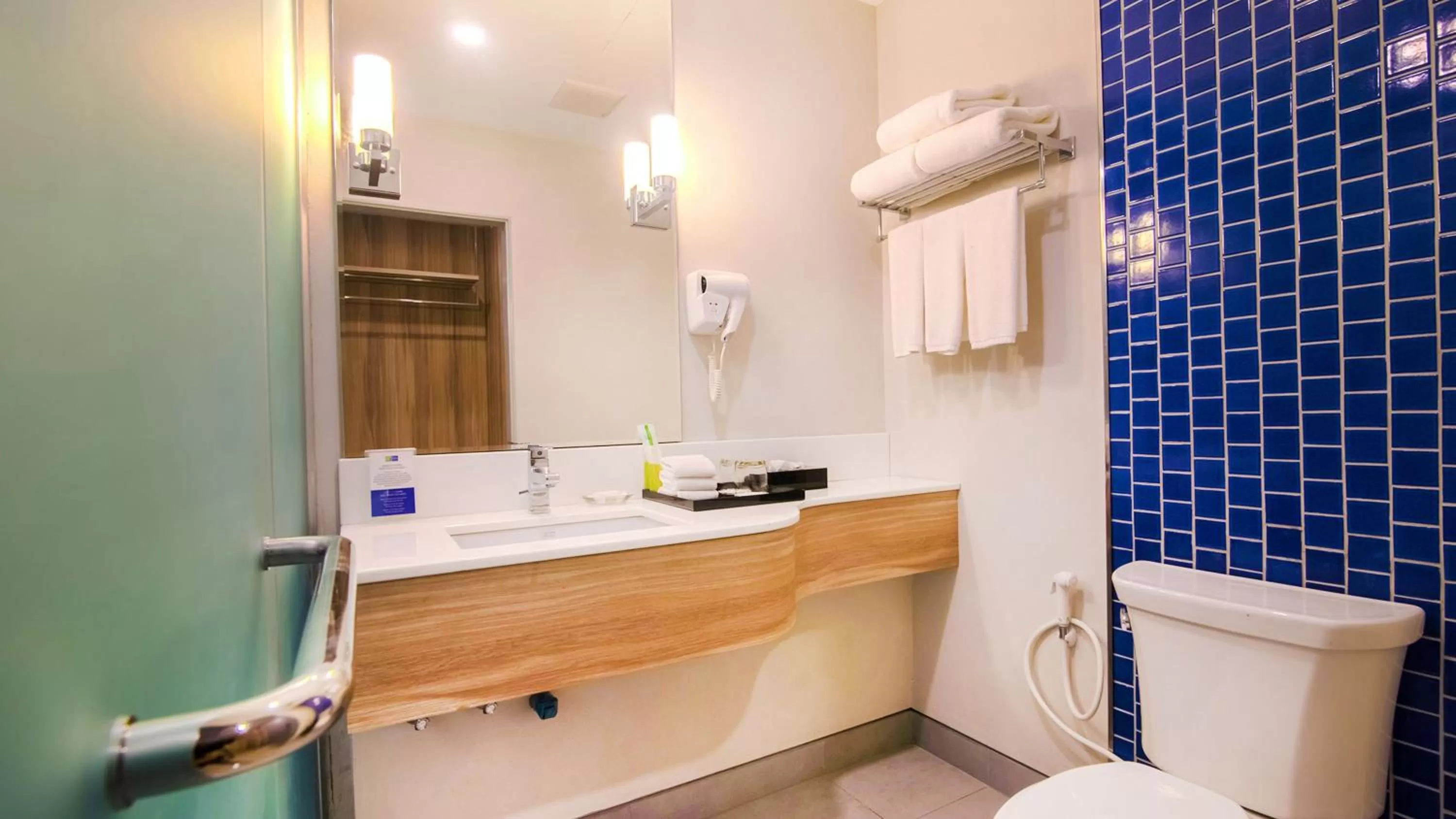 Toilet in Holiday Style Ao Nang Beach Resort, Krabi