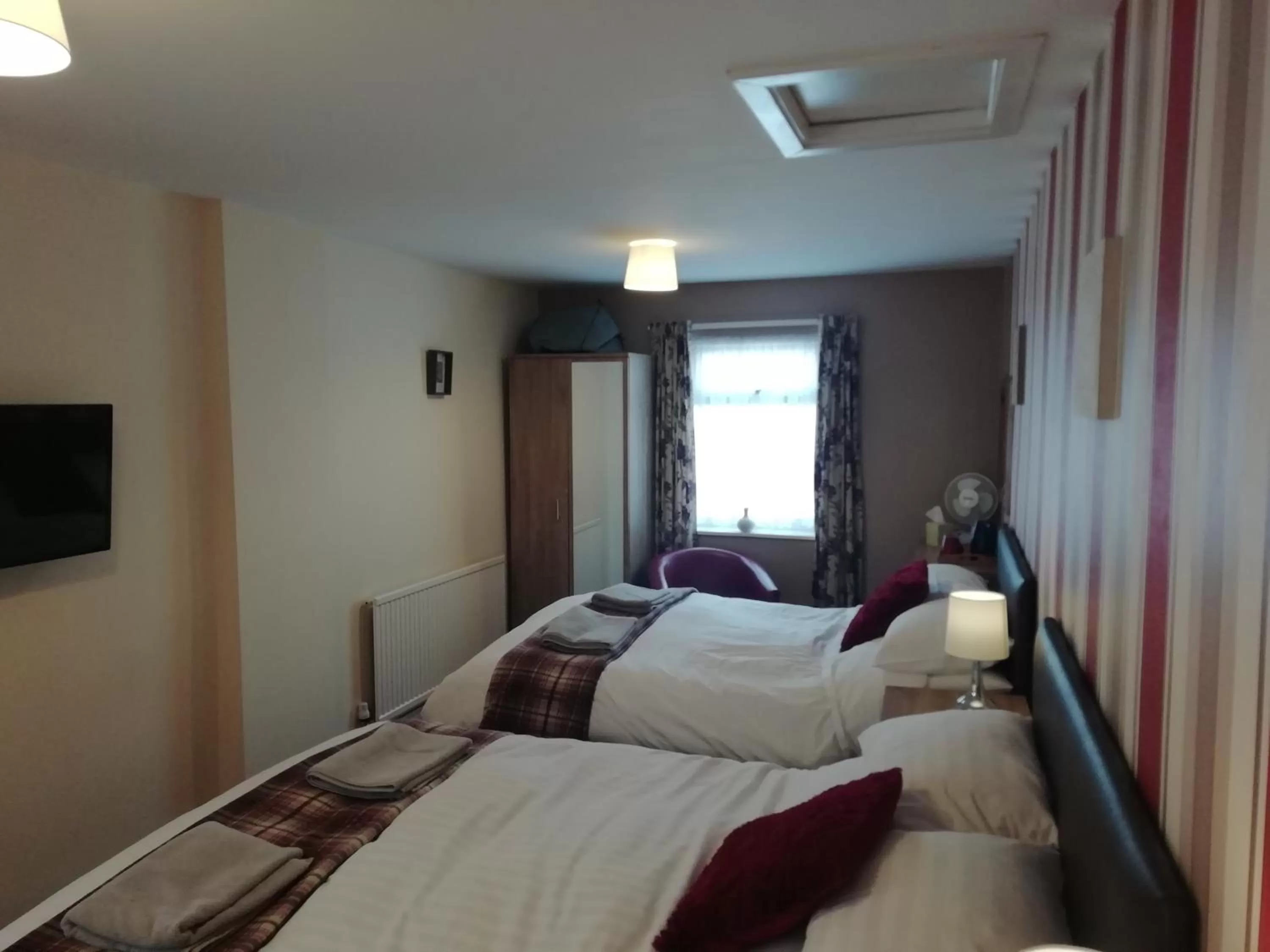 Bedroom, Bed in Shirley Heights Hotel