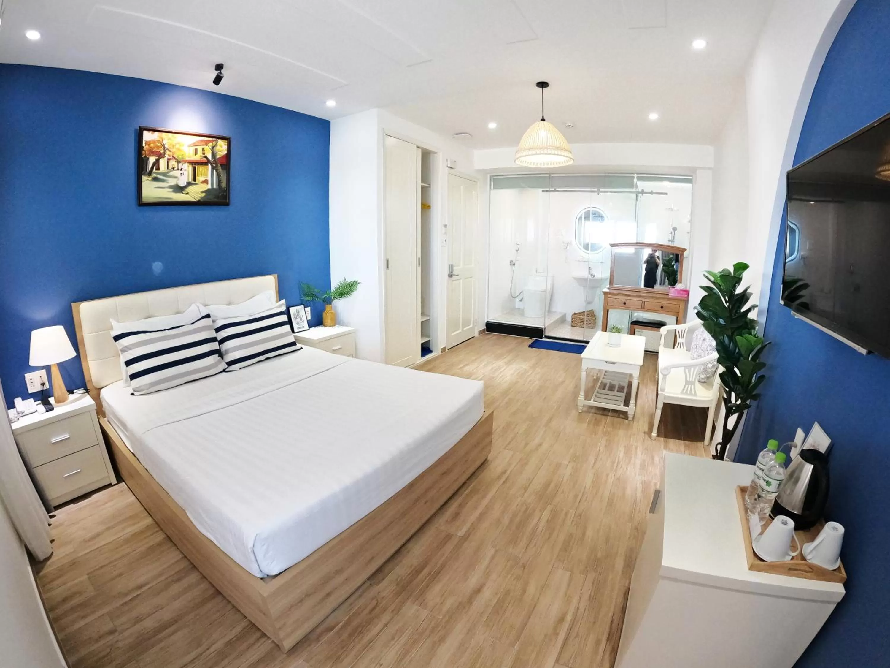 Superior Double Room with Balcony in Dinh Phat Hotel