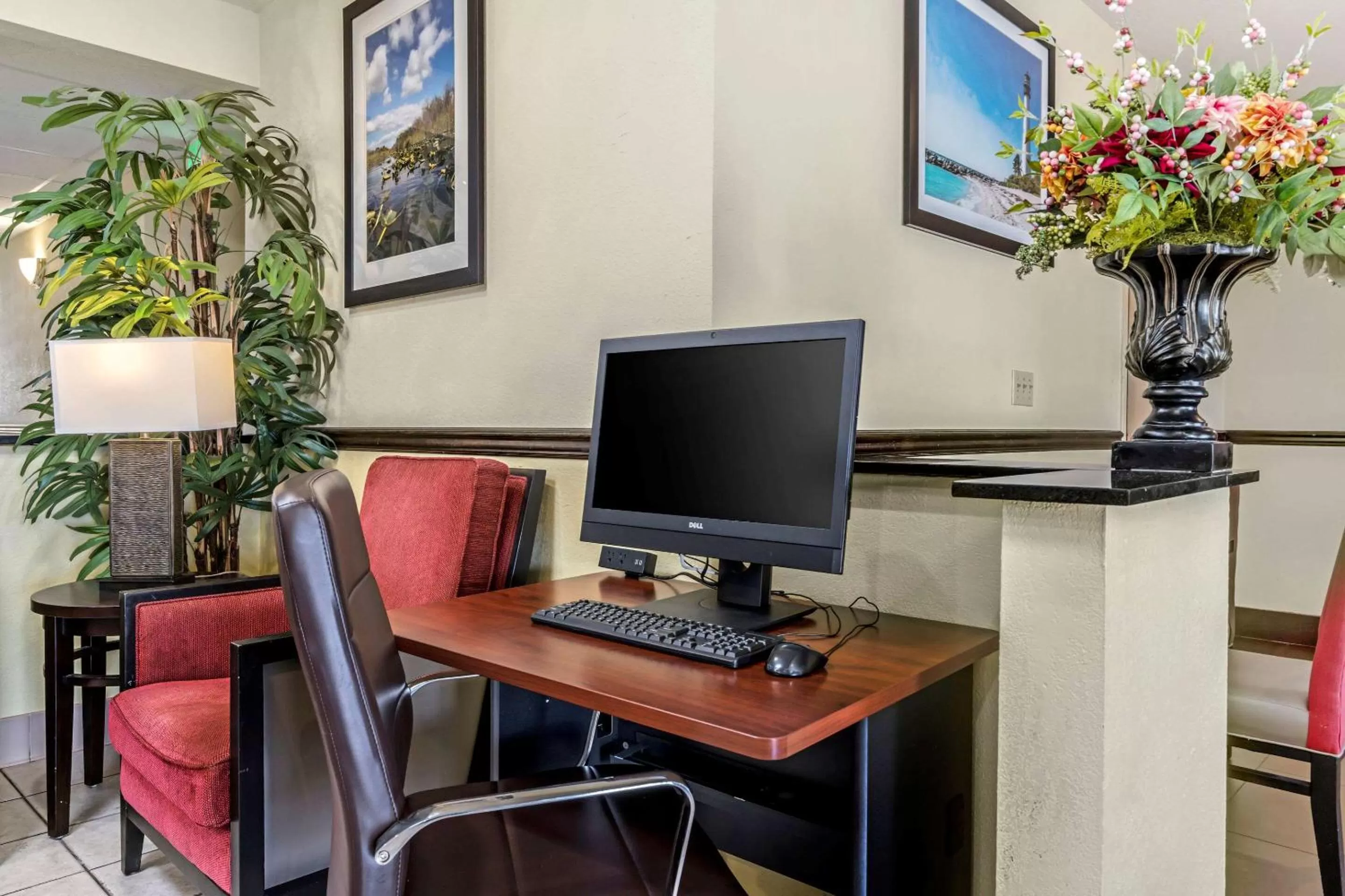 Business facilities in Comfort Inn Kissimmee-Lake Buena Vista South