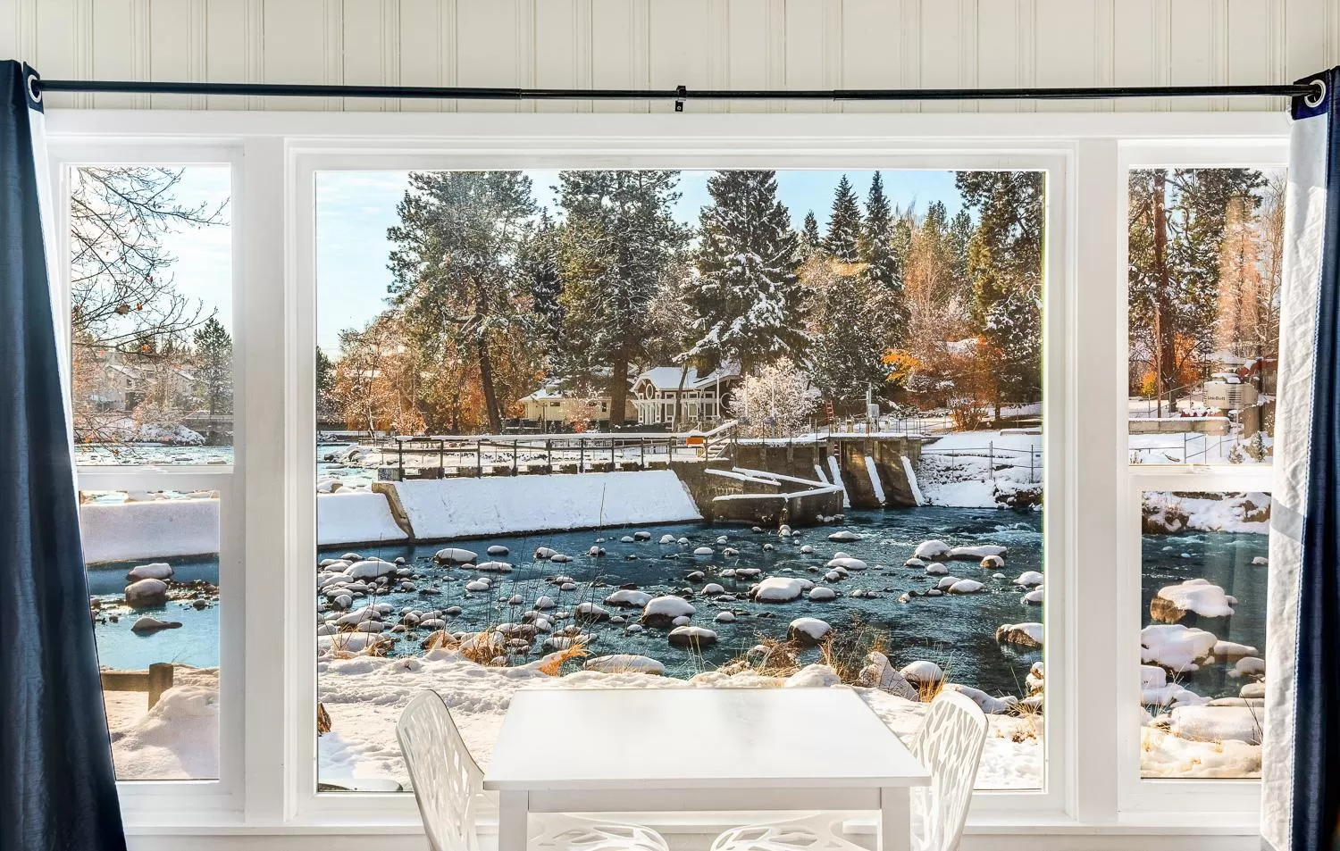 Natural landscape in Bend Riverside Condos