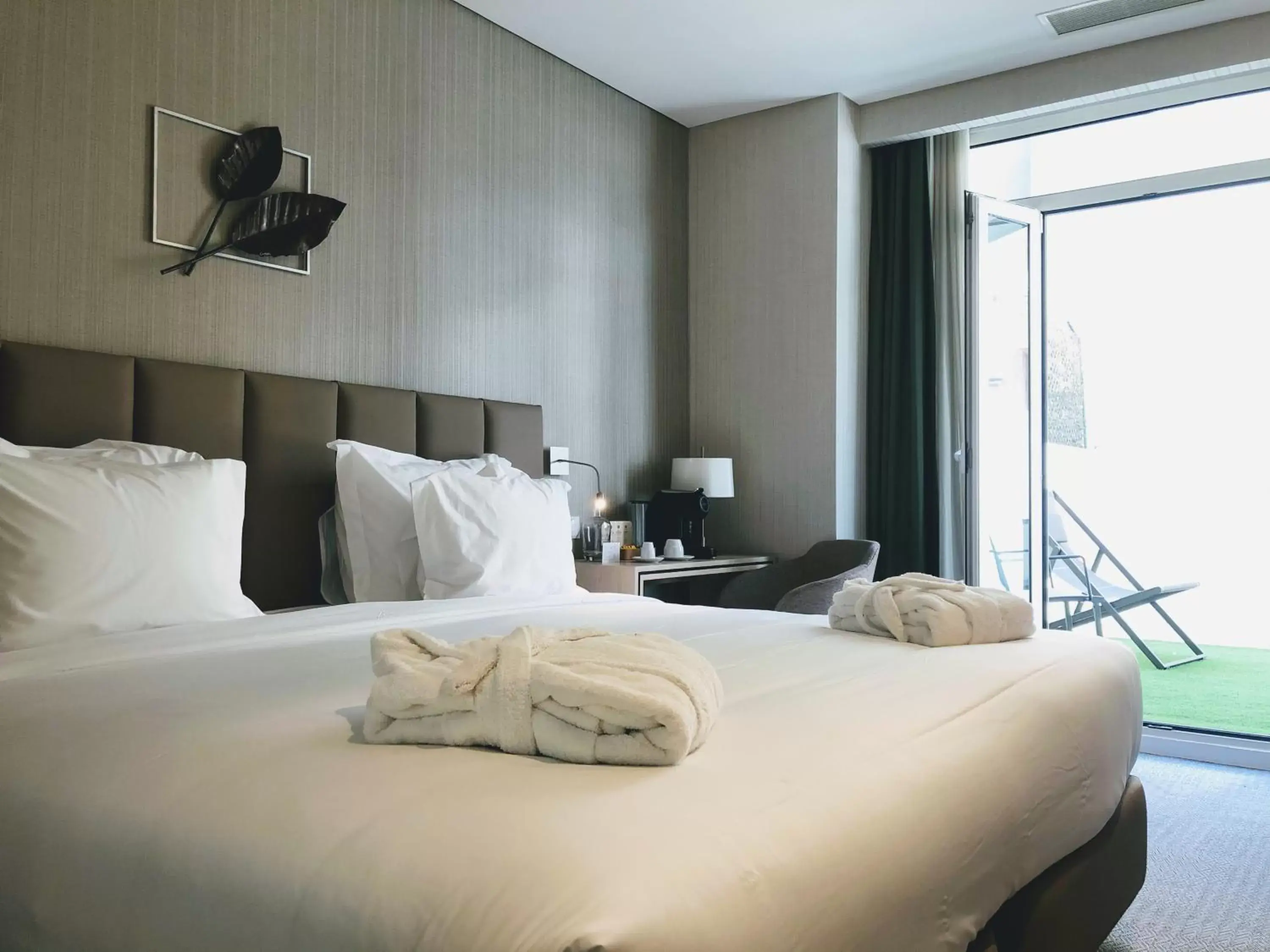 Deluxe Double Room in The Leaf Boutique Hotel Lisbon - Adults Only Deluxe Double Room in The Leaf Boutique Hotel Lisbon - Adults Only