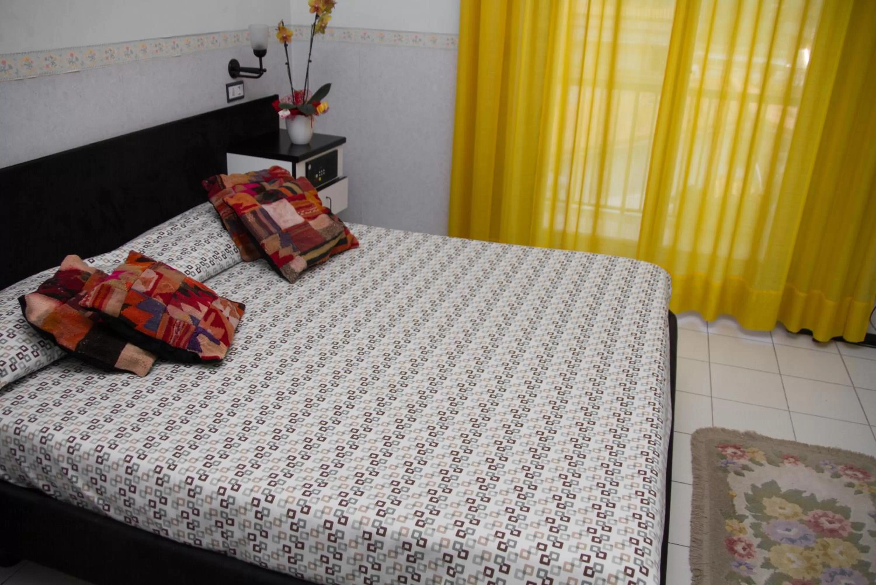 Bed in Hotel Letizia