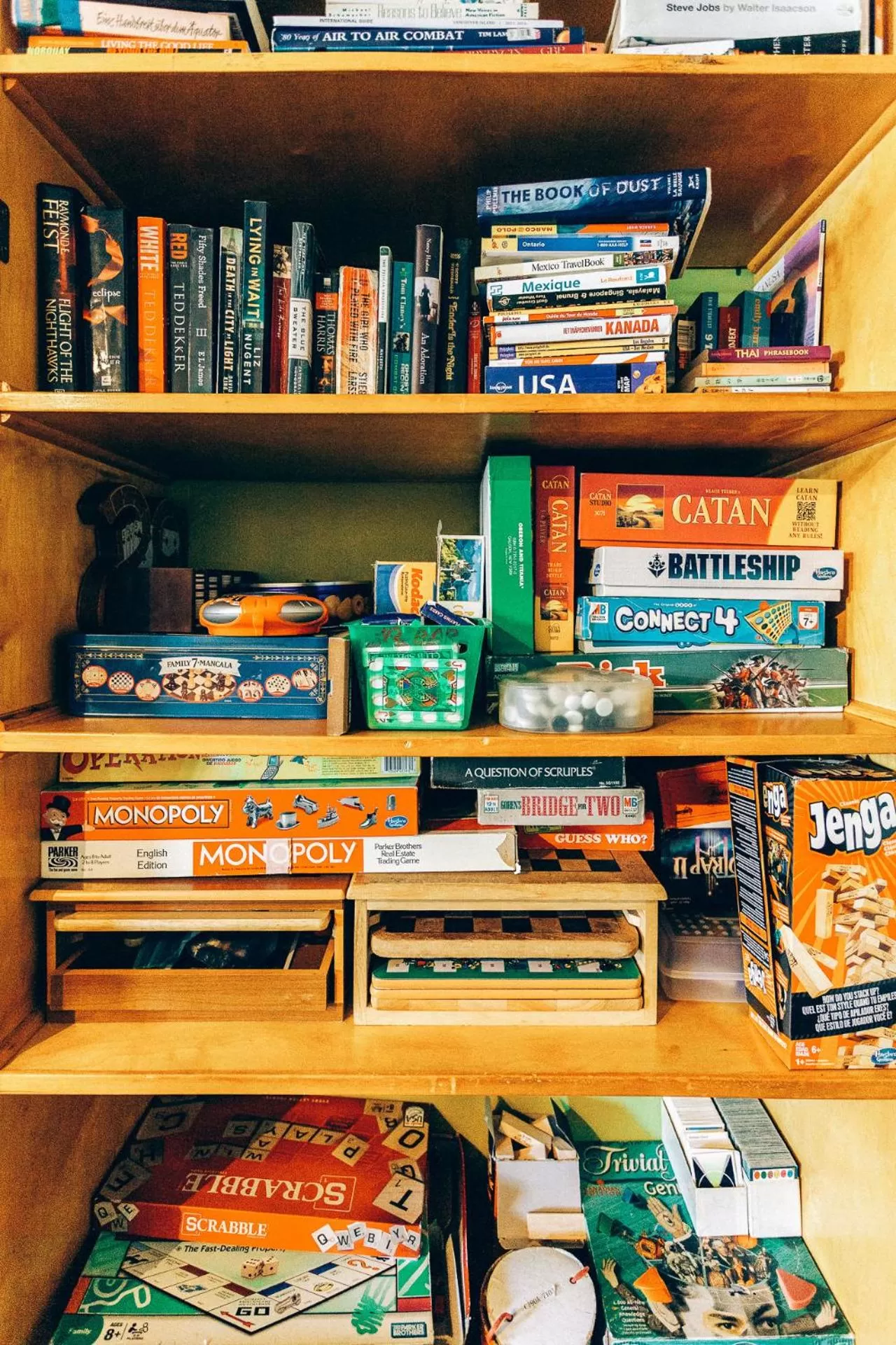 Game Room in Ocean Island Inn | Backpackers | Suites