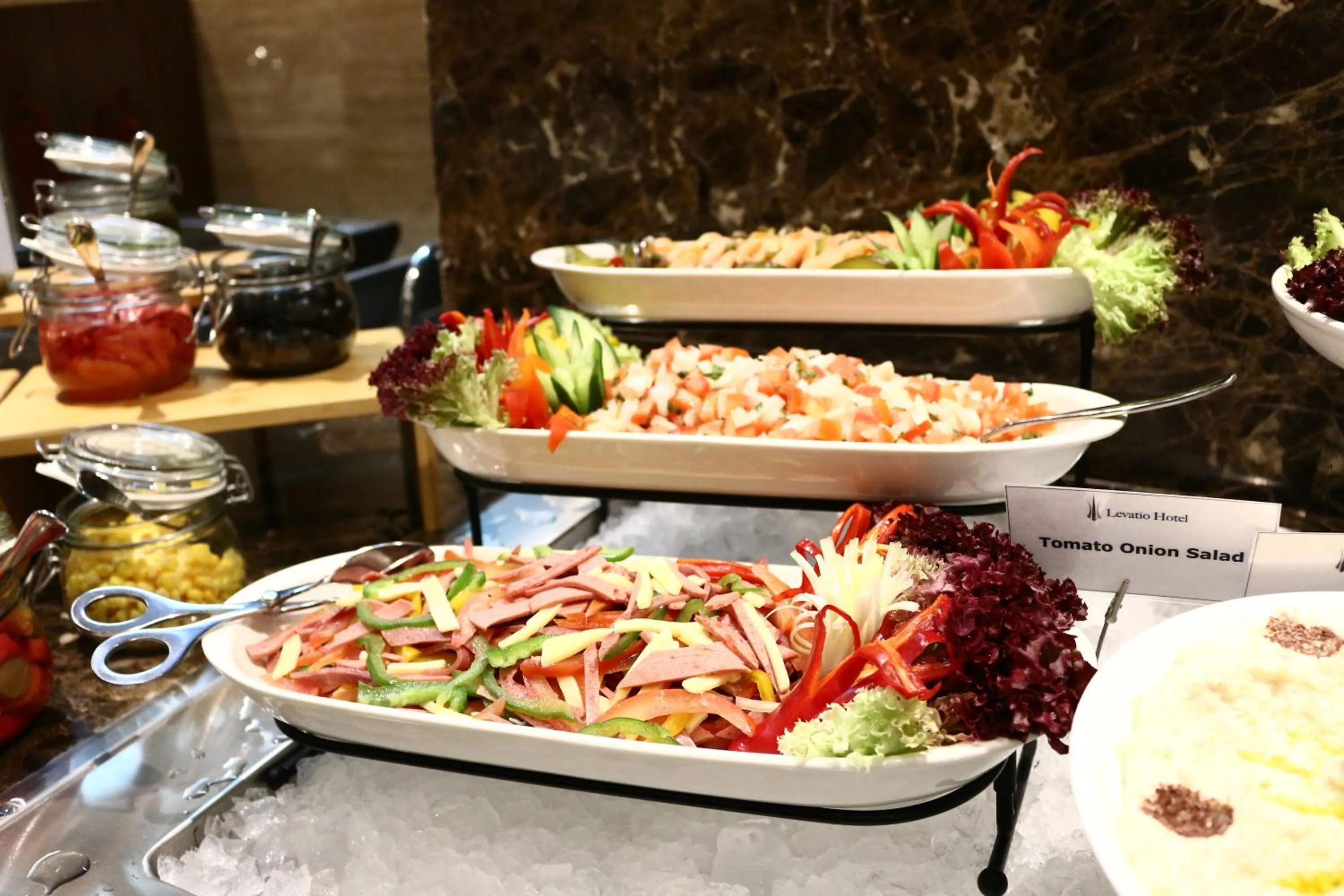 Restaurant/places to eat, Food in Levatio Hotel Muscat