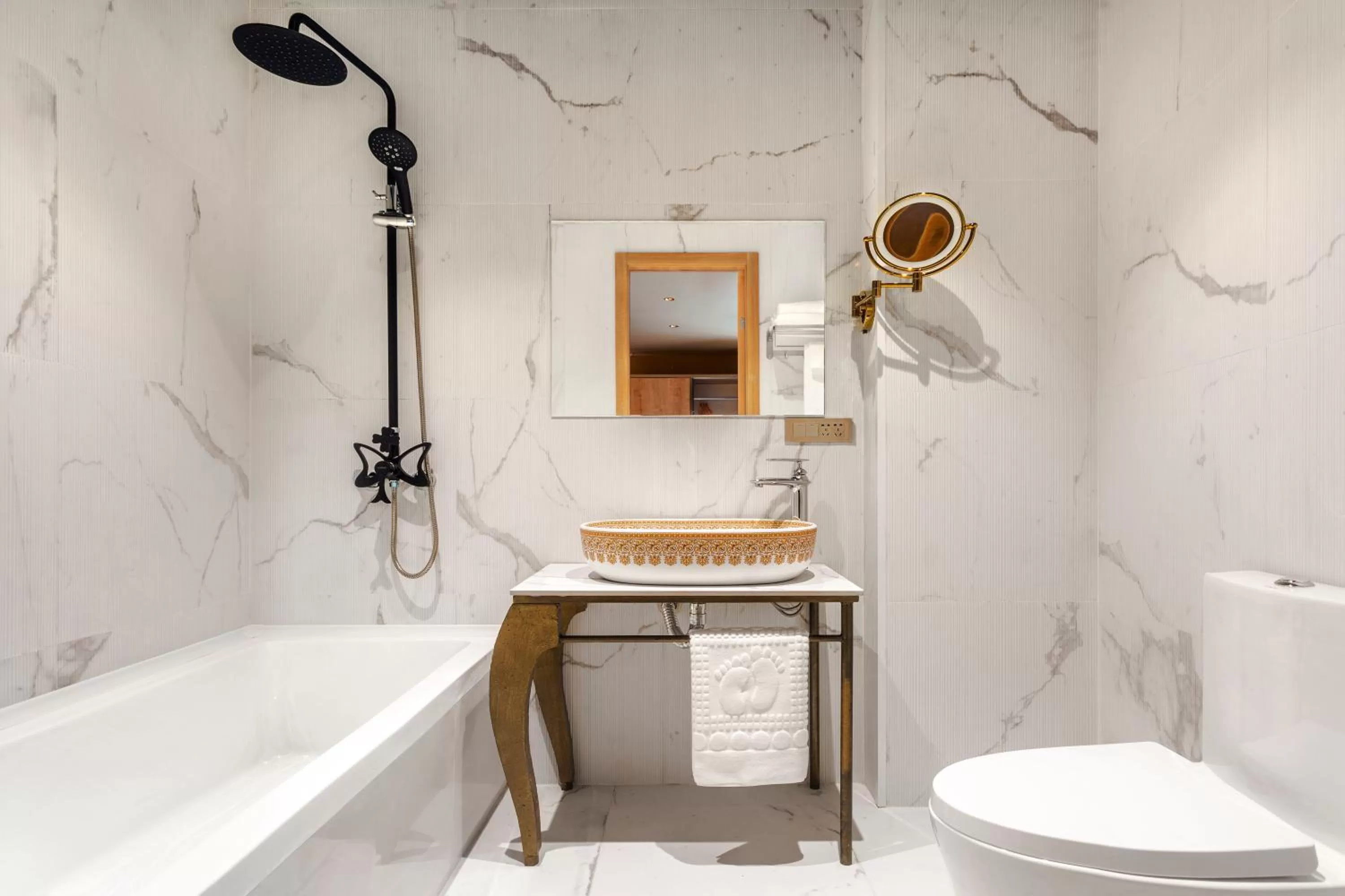 Toilet in Brim Hotel