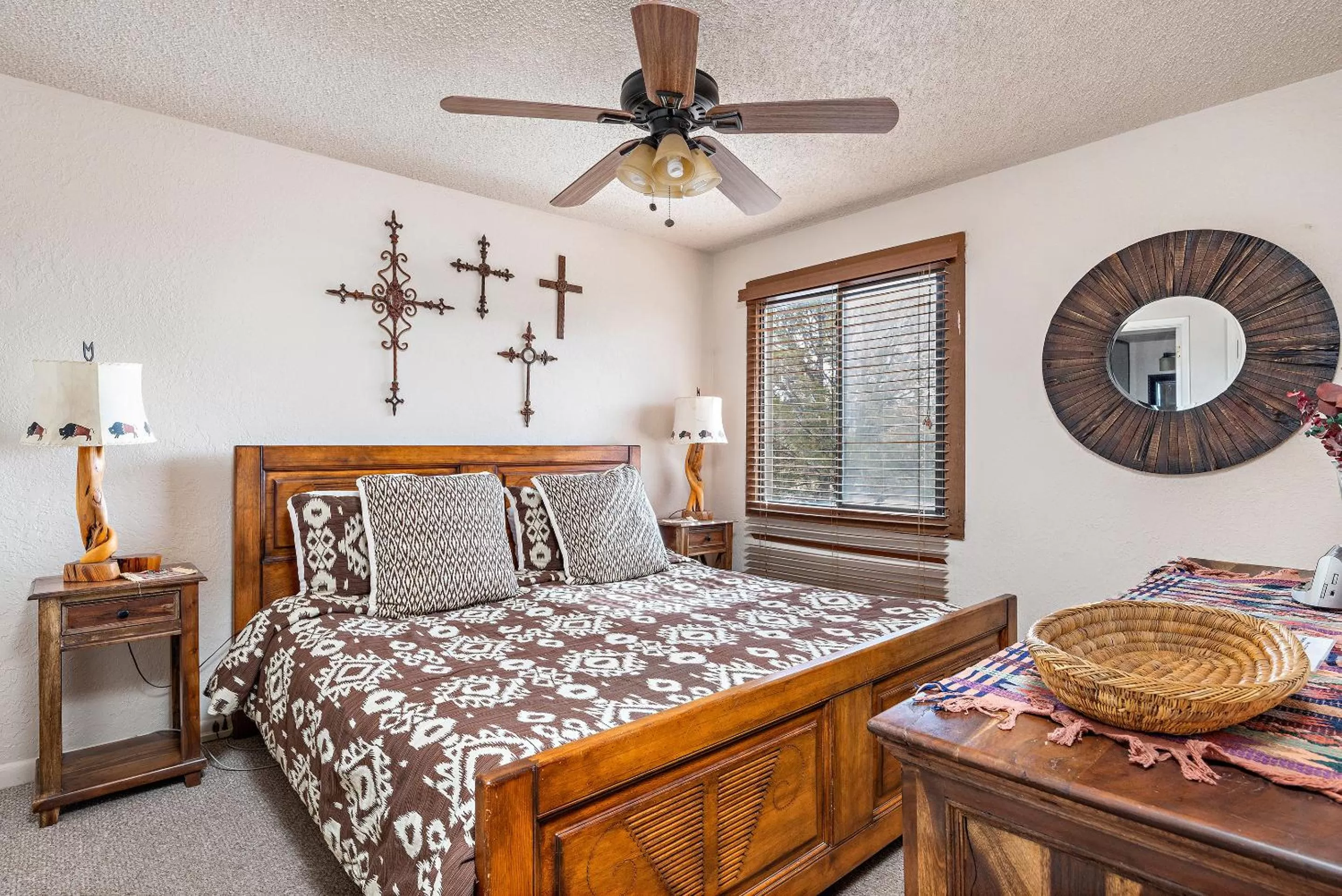 Bedroom, Bed in Fort Marcy Suites by All Seasons Resort Lodging