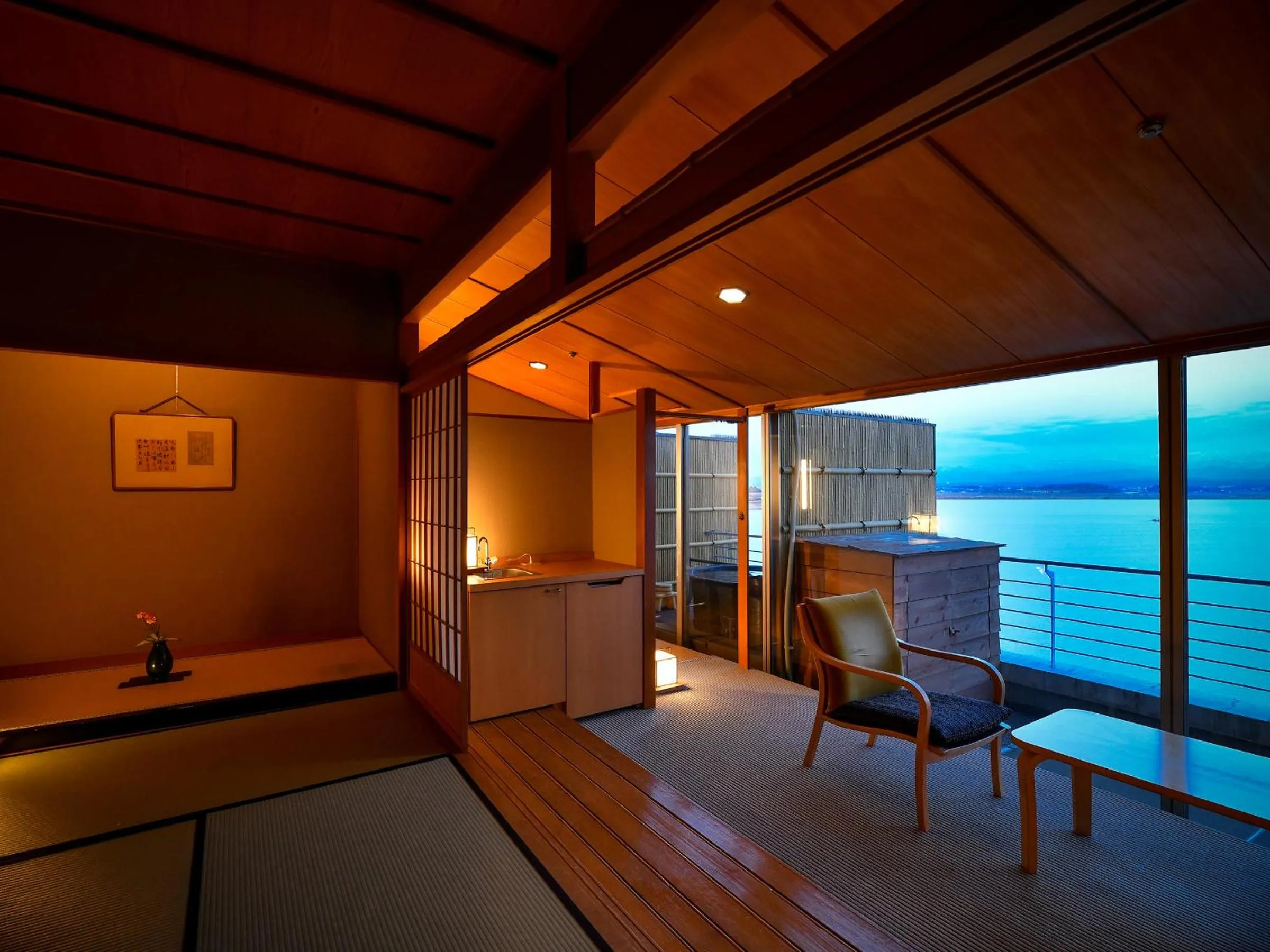 Photo of the whole room in APA Hotel & Resort Kaga Katayamazu Onsen Kasuikyo