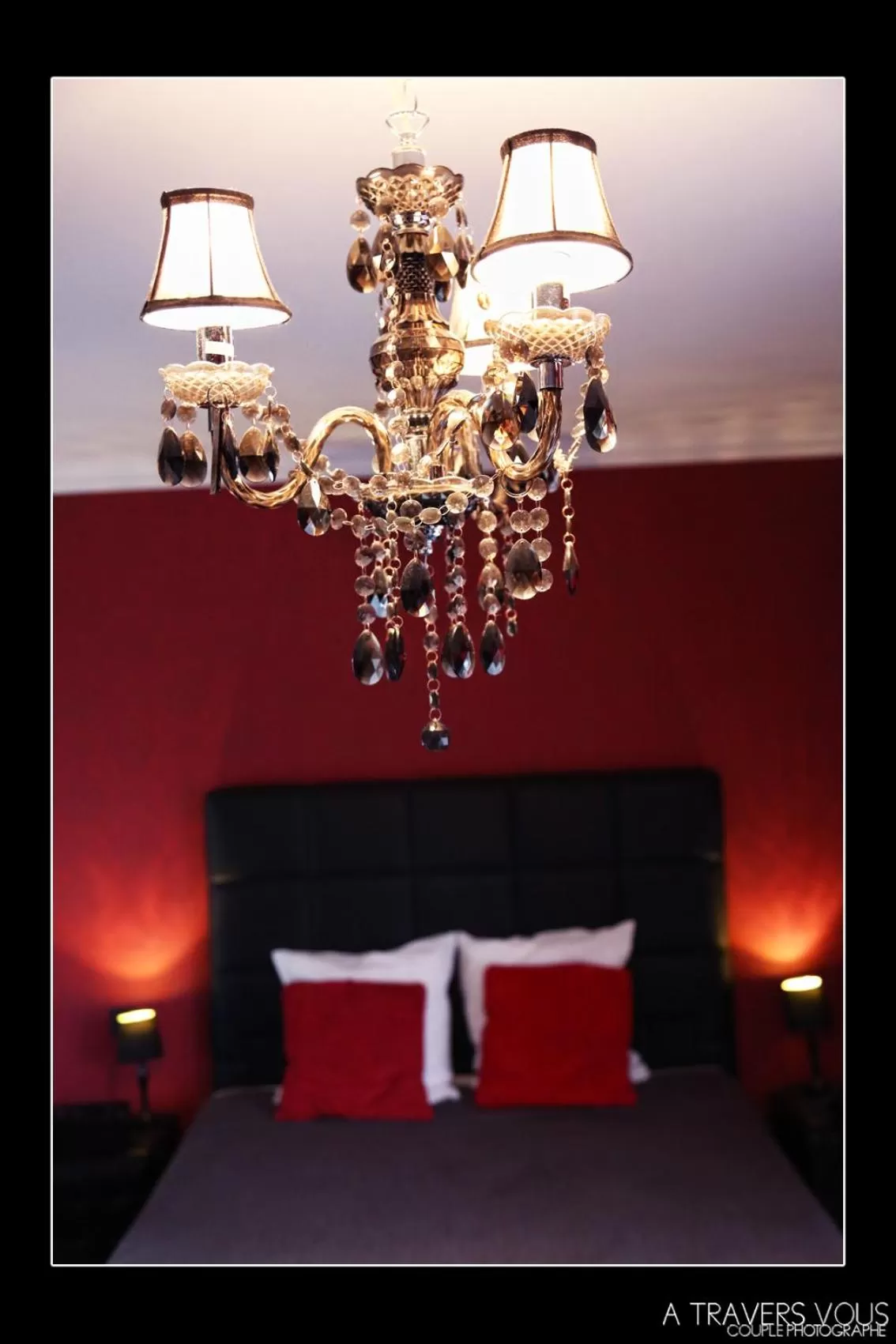 Bed in V E R O N E - Rooms & Suites - Liège - Rocourt