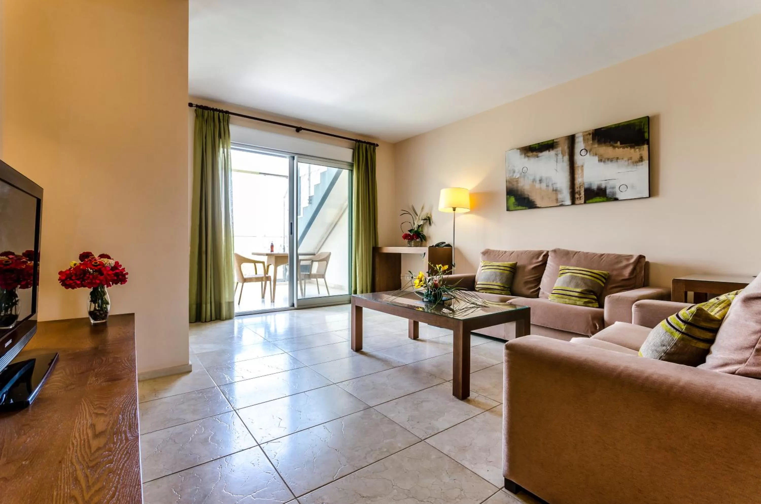 Photo of the whole room in El Plantío Golf Resort