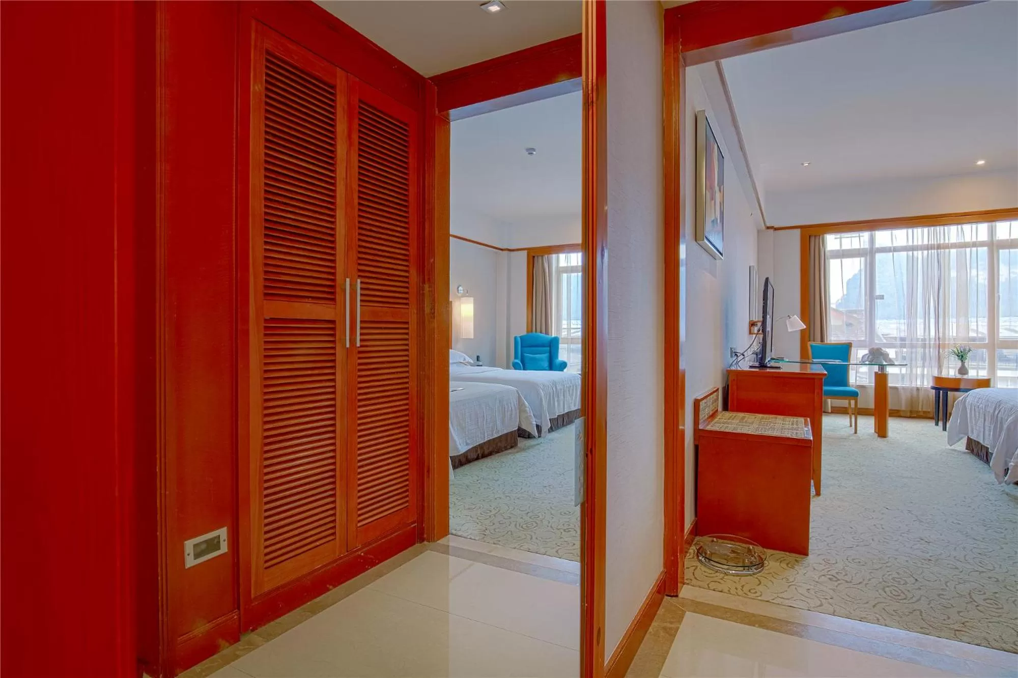 Bedroom, Bed in Pullman Zhangjiajie Hotel