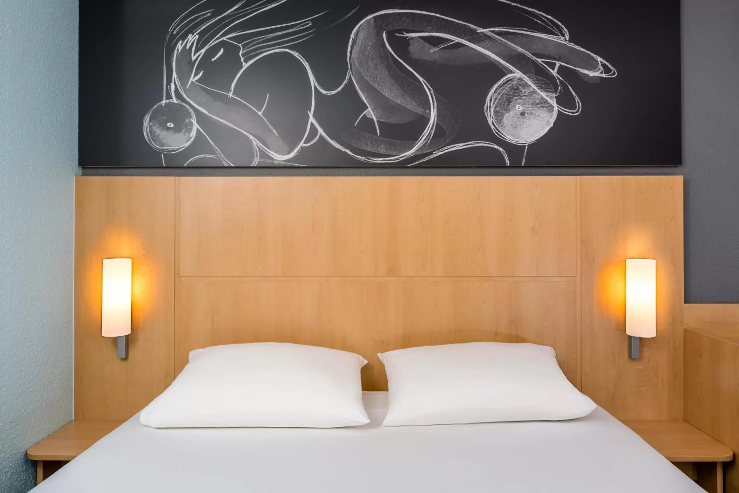 Standard Room with 1 Double Bed in ibis Roscoff Standard Room with 1 Double Bed in ibis Roscoff