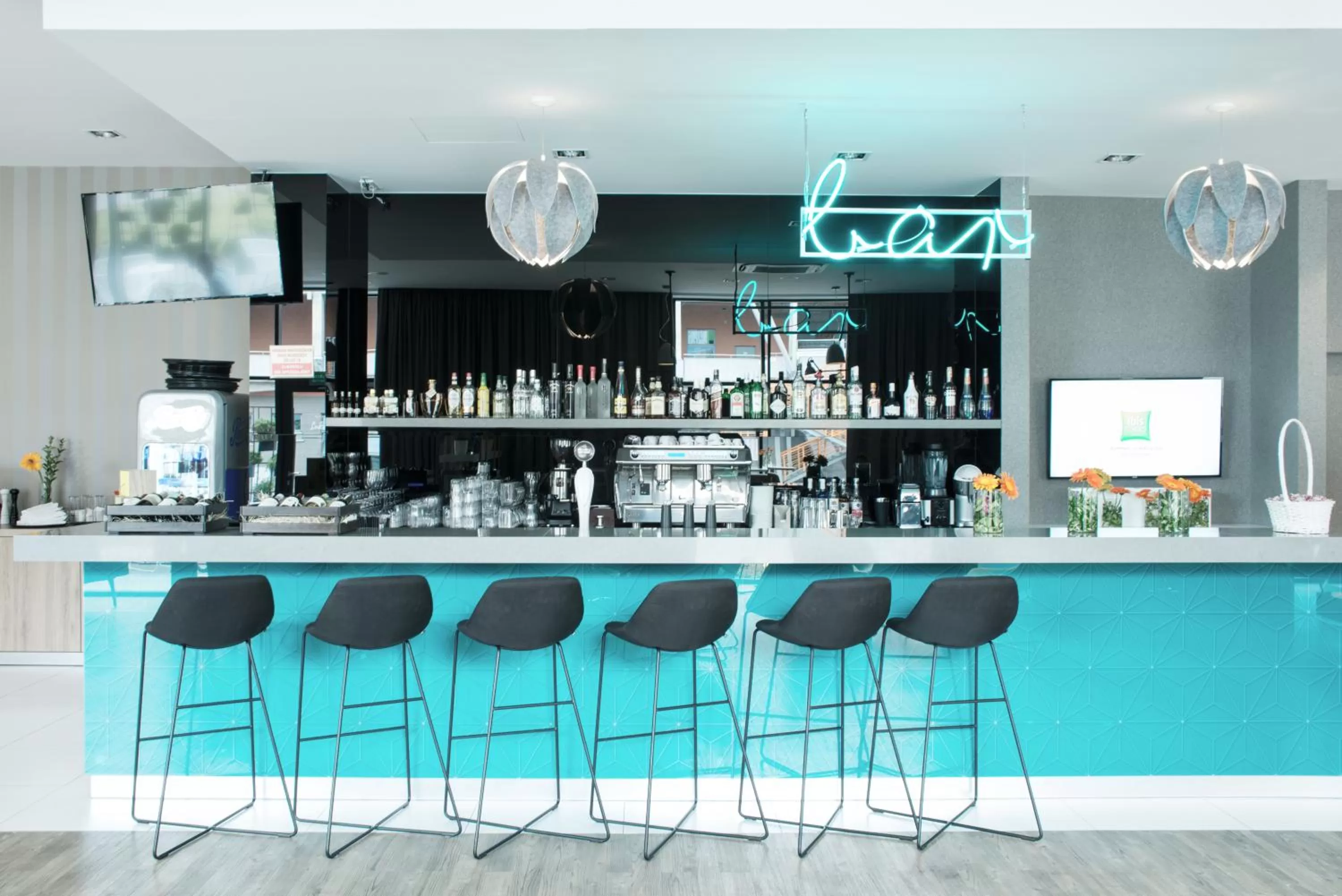 Lounge or bar in ibis Styles Siedlce