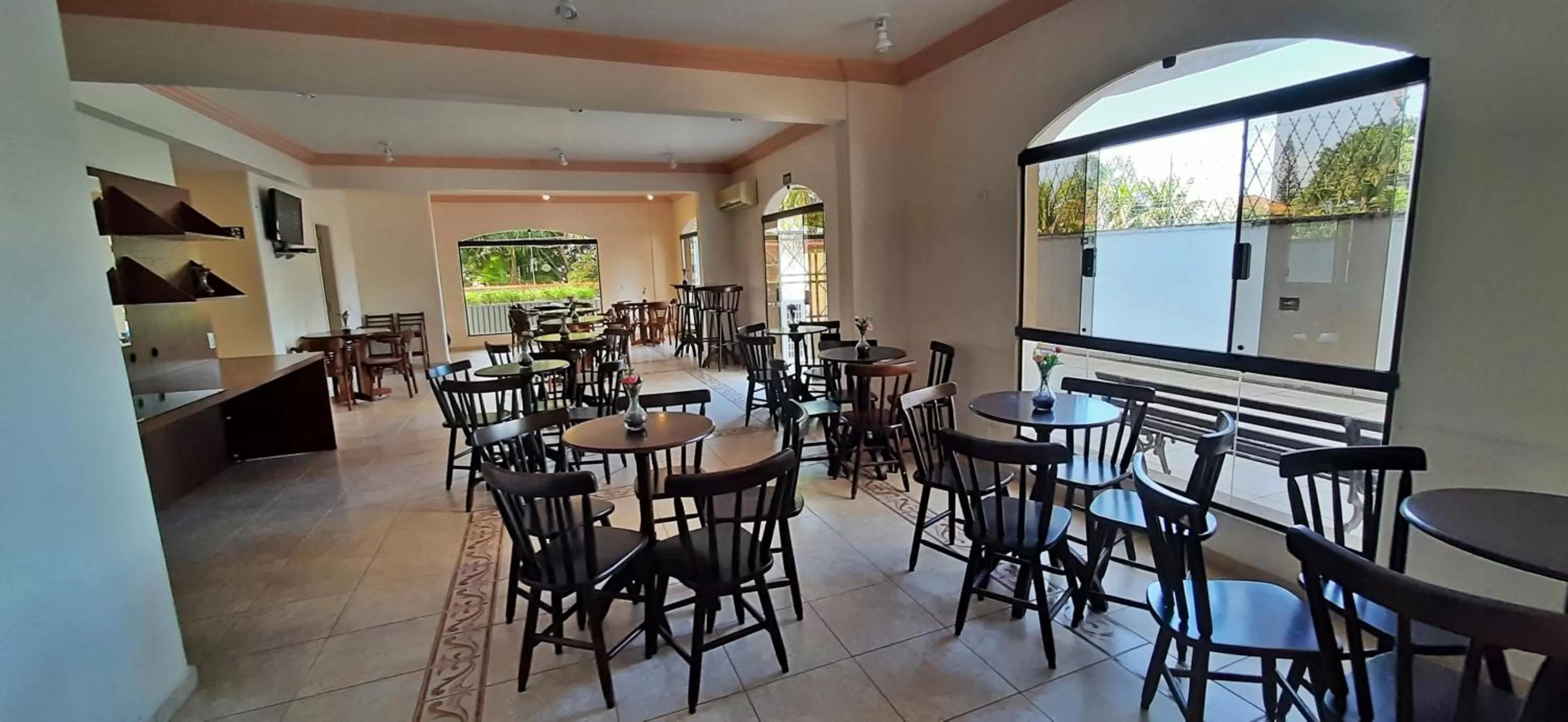 Restaurant/places to eat in Hotel Canto do Atlântico