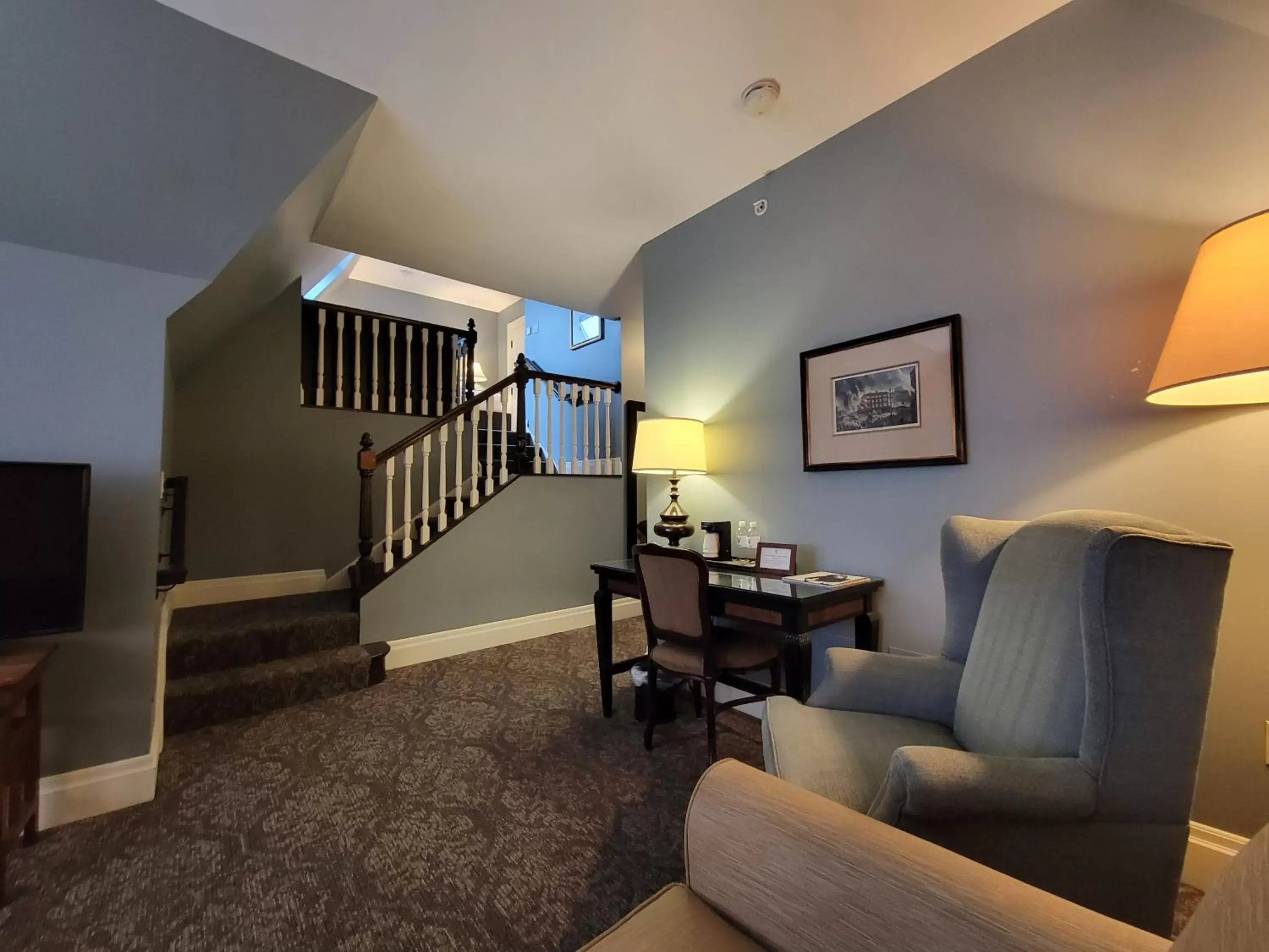 Premier Two Room Suite with King Bed - Sofa Bed in Mansions on Fifth Premier Two Room Suite with King Bed - Sofa Bed in Mansions on Fifth