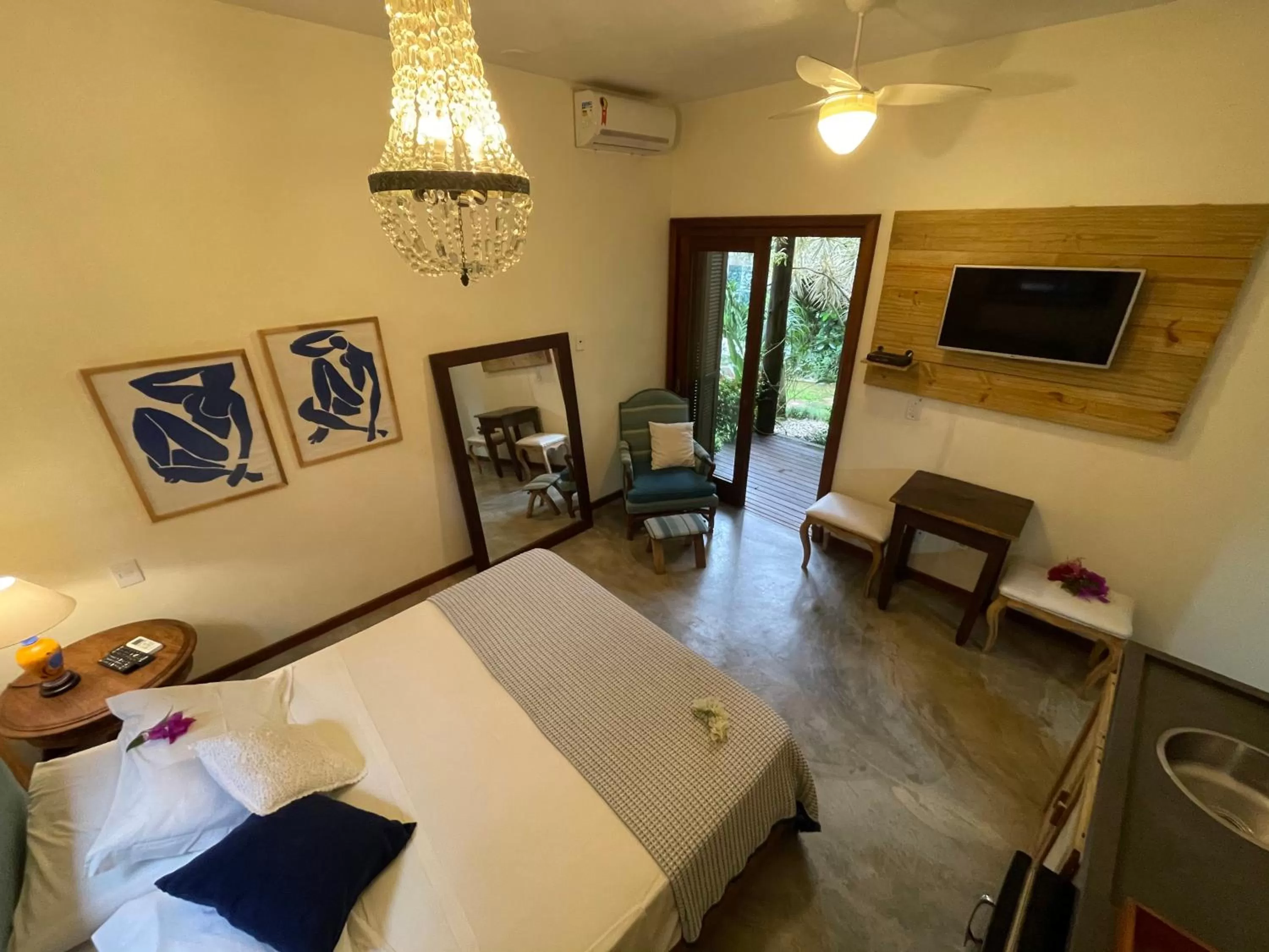 Bedroom, Seating Area in Pousada Santarina