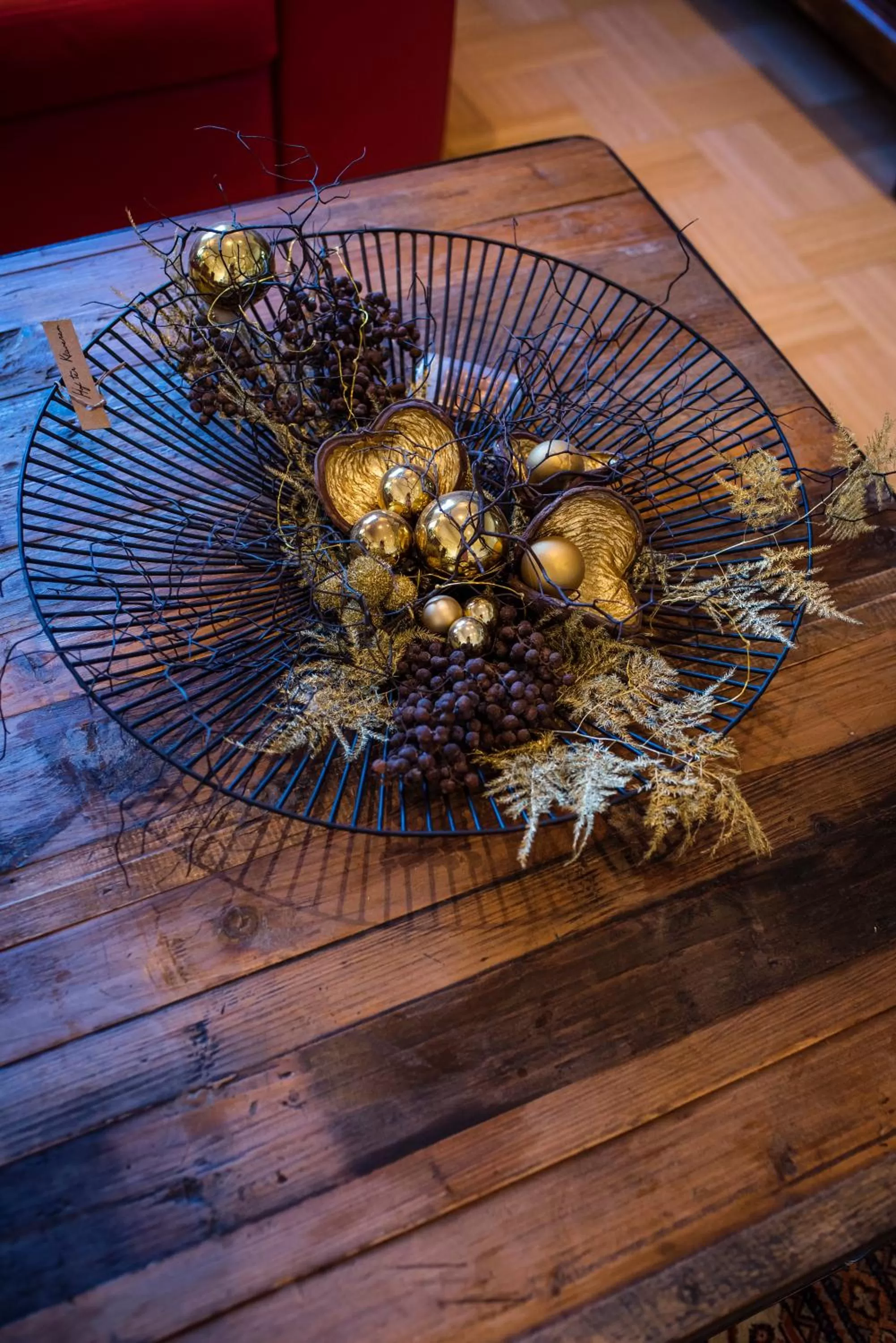 Decorative detail, Other Animals in Aquarand