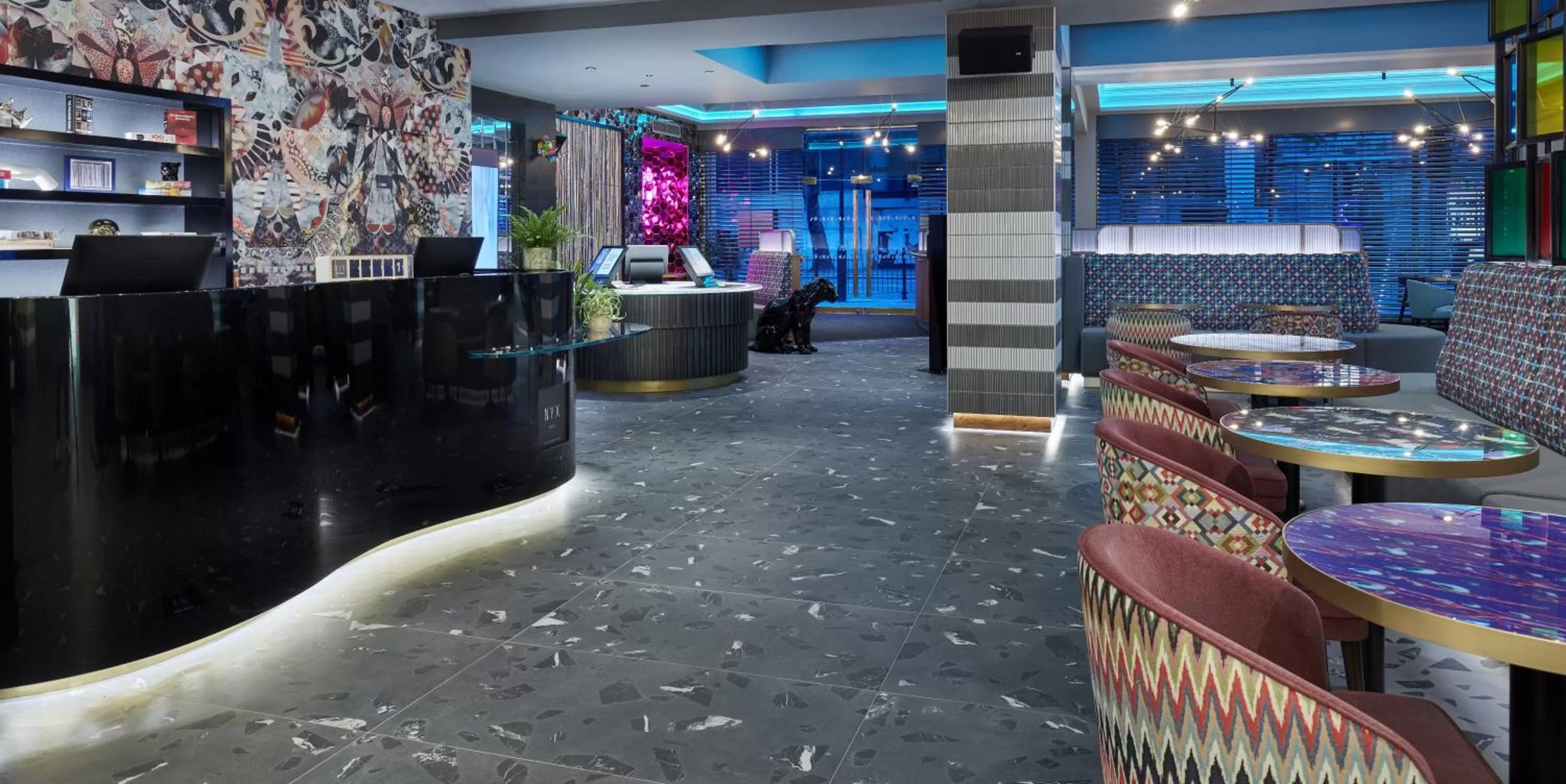Lobby or reception in NYX Hotel London Holborn by Leonardo Hotels