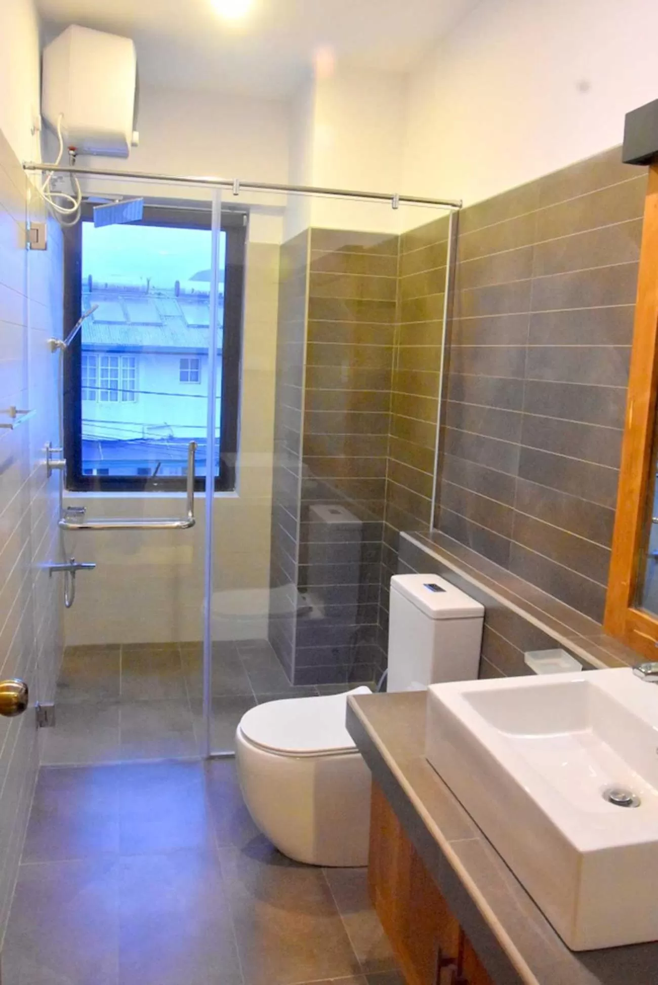 Bathroom in Manuka Hillwood Hotel