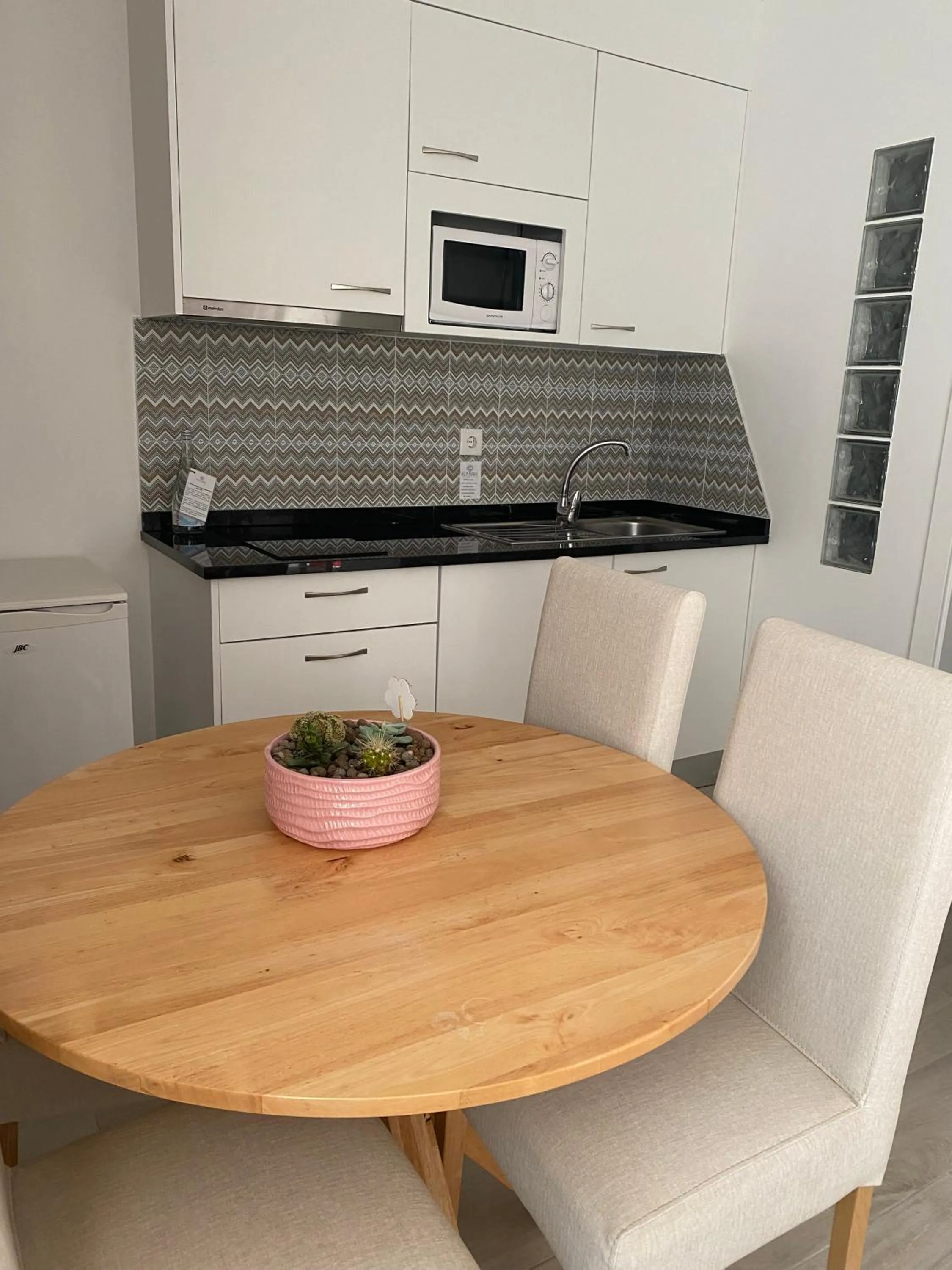 Kitchen or kitchenette in Hotel Neptuno