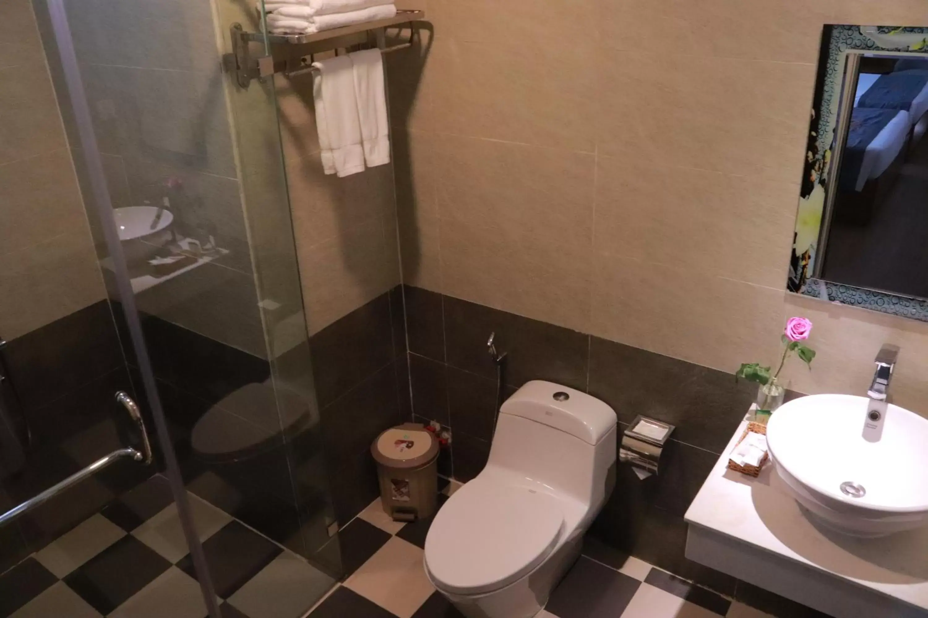 Deluxe Family Room in Glory Nha Trang Hotel Deluxe Family Room in Glory Nha Trang Hotel