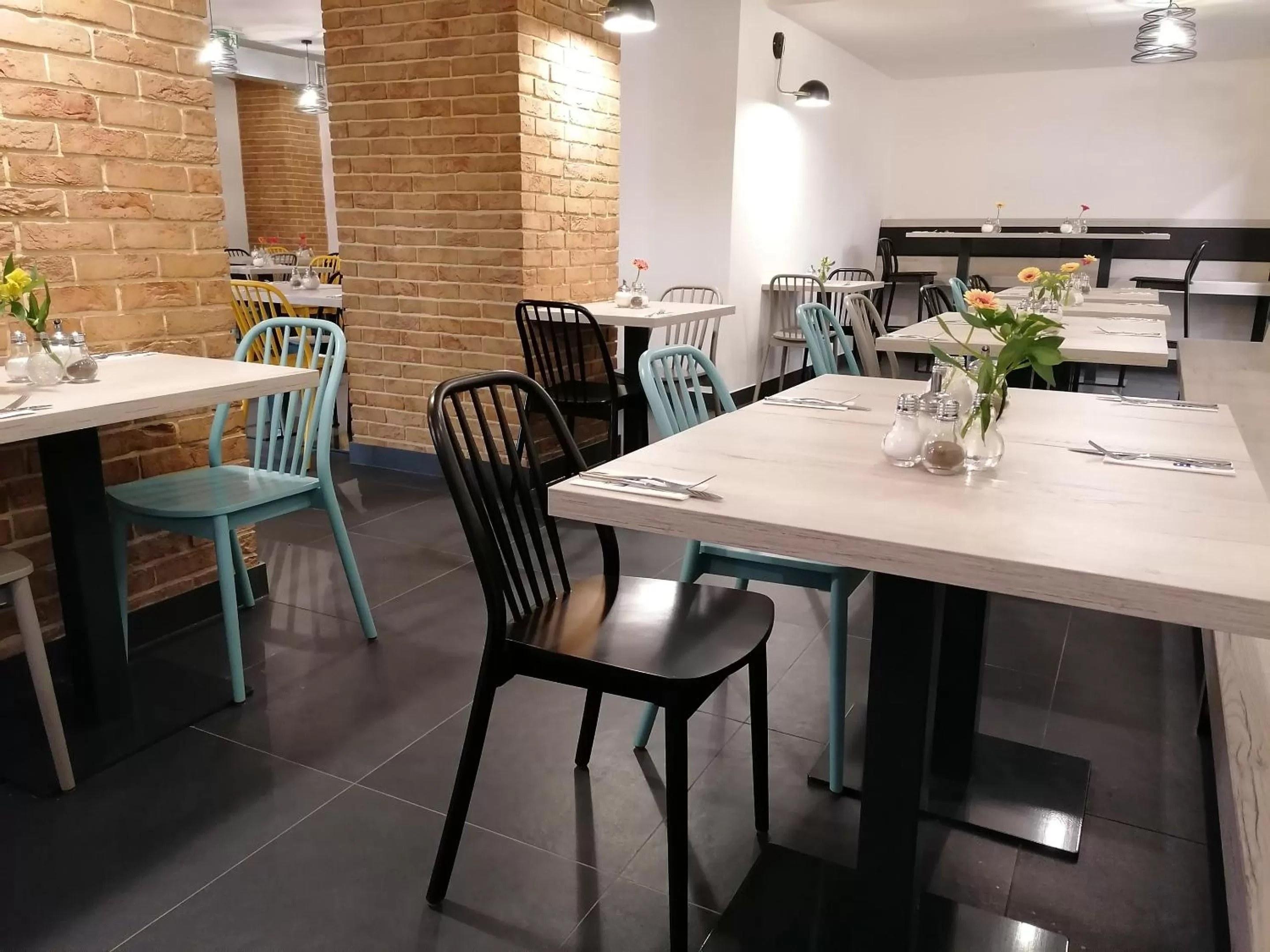 Dining area in EA ApartHotel Melantrich