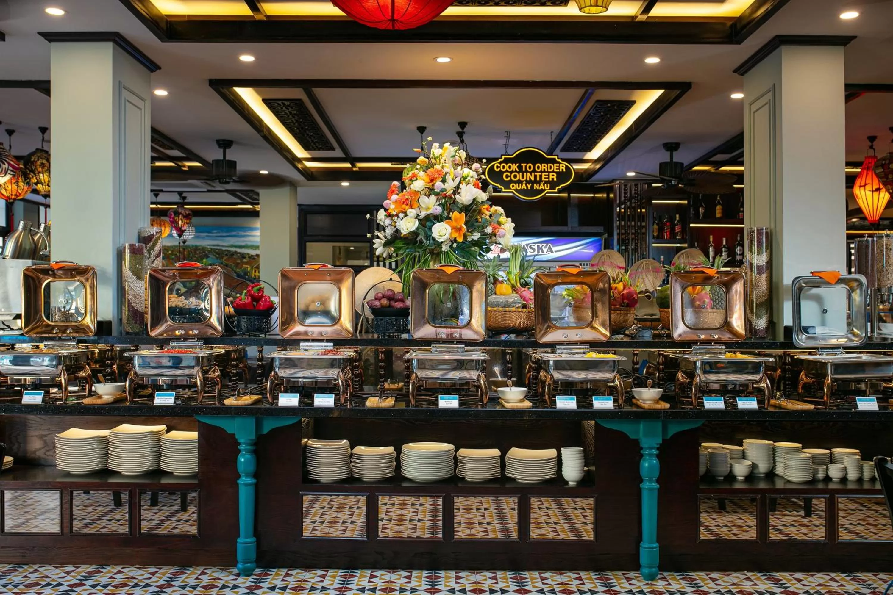 Restaurant/places to eat in La Charm Hoi An Hotel & Spa