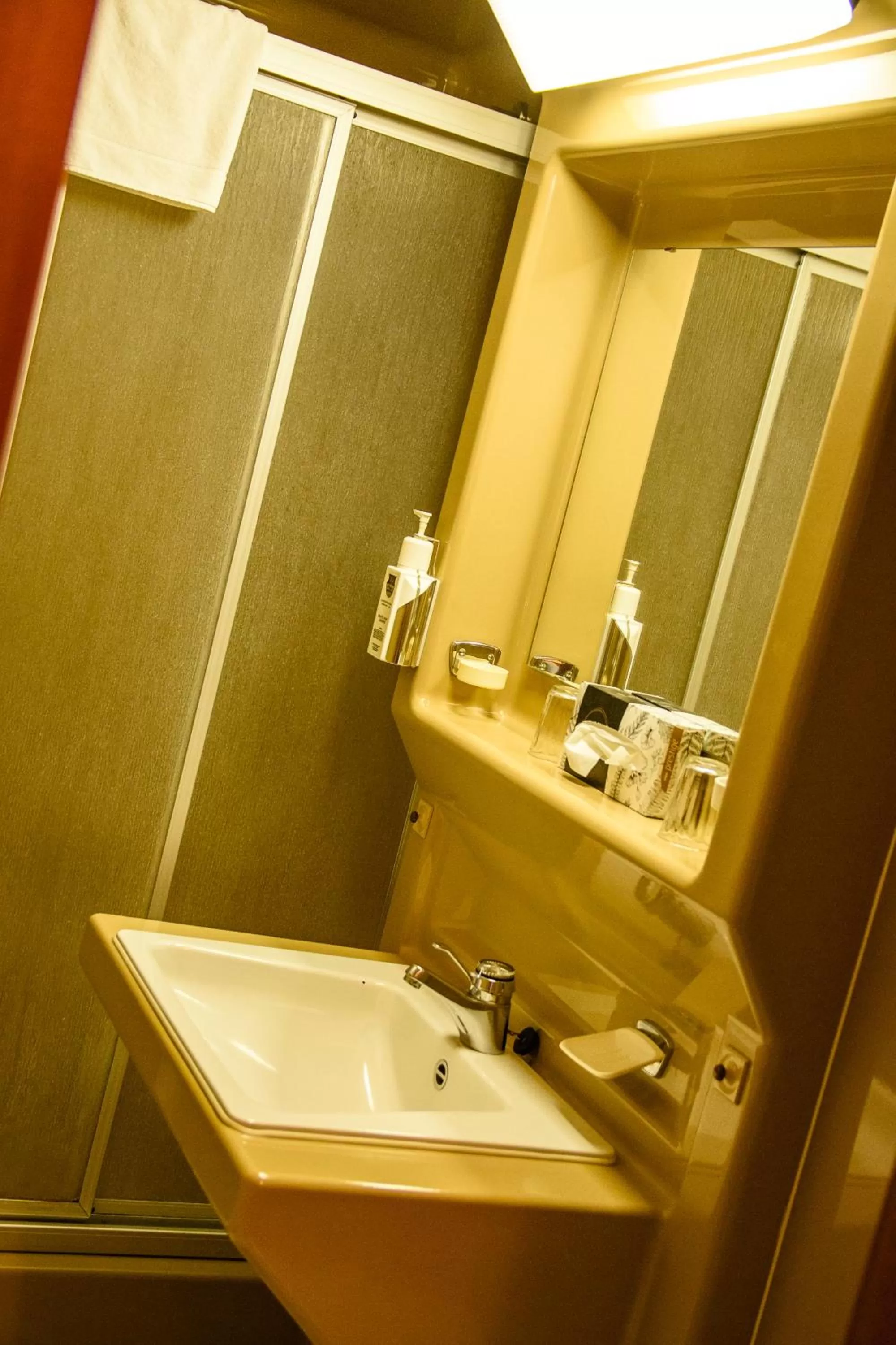 Photo of the whole room in Landhotel Henkenhof Willingen