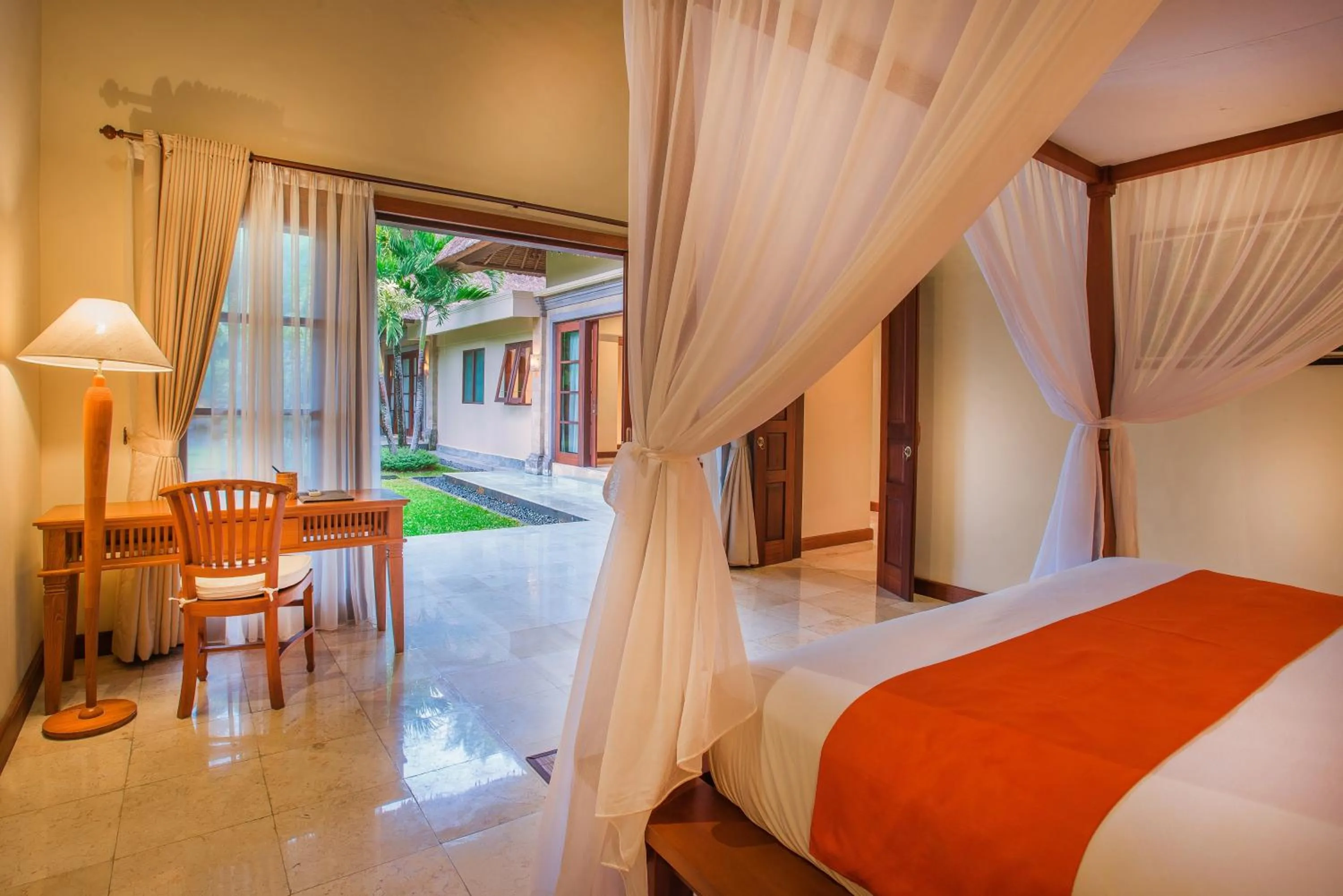 Photo of the whole room, Bed in Samhita Garden Ubud