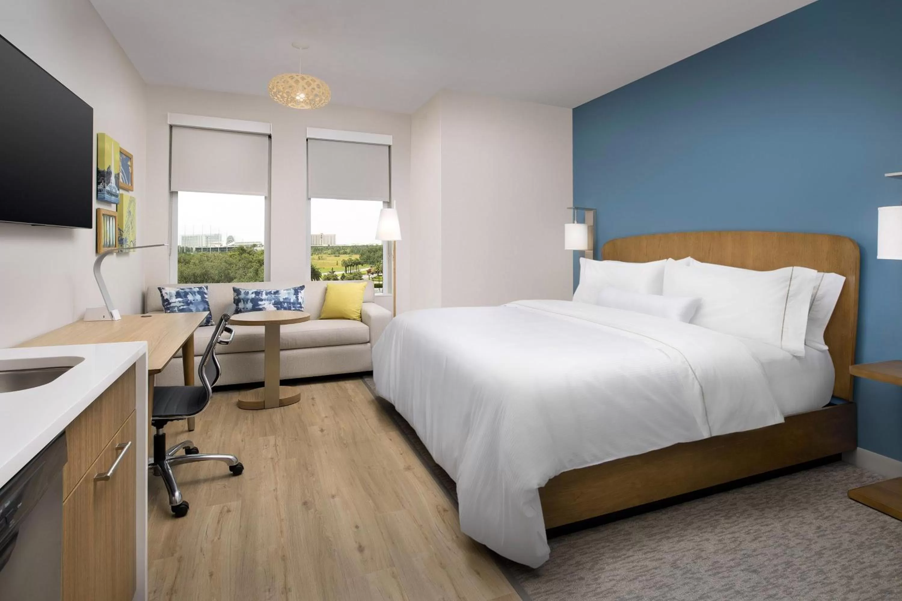 Photo of the whole room, Bed in Element Orlando Universal Blvd.