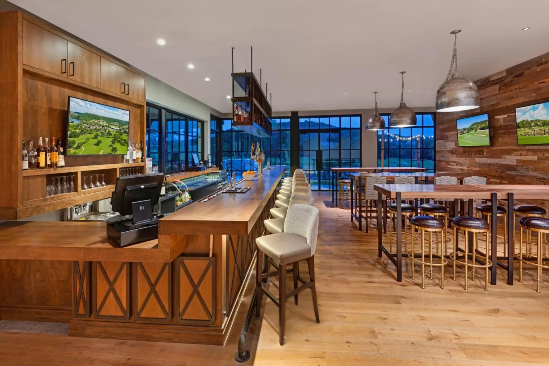 Restaurant/places to eat in Tapatio Springs Hill Country Resort