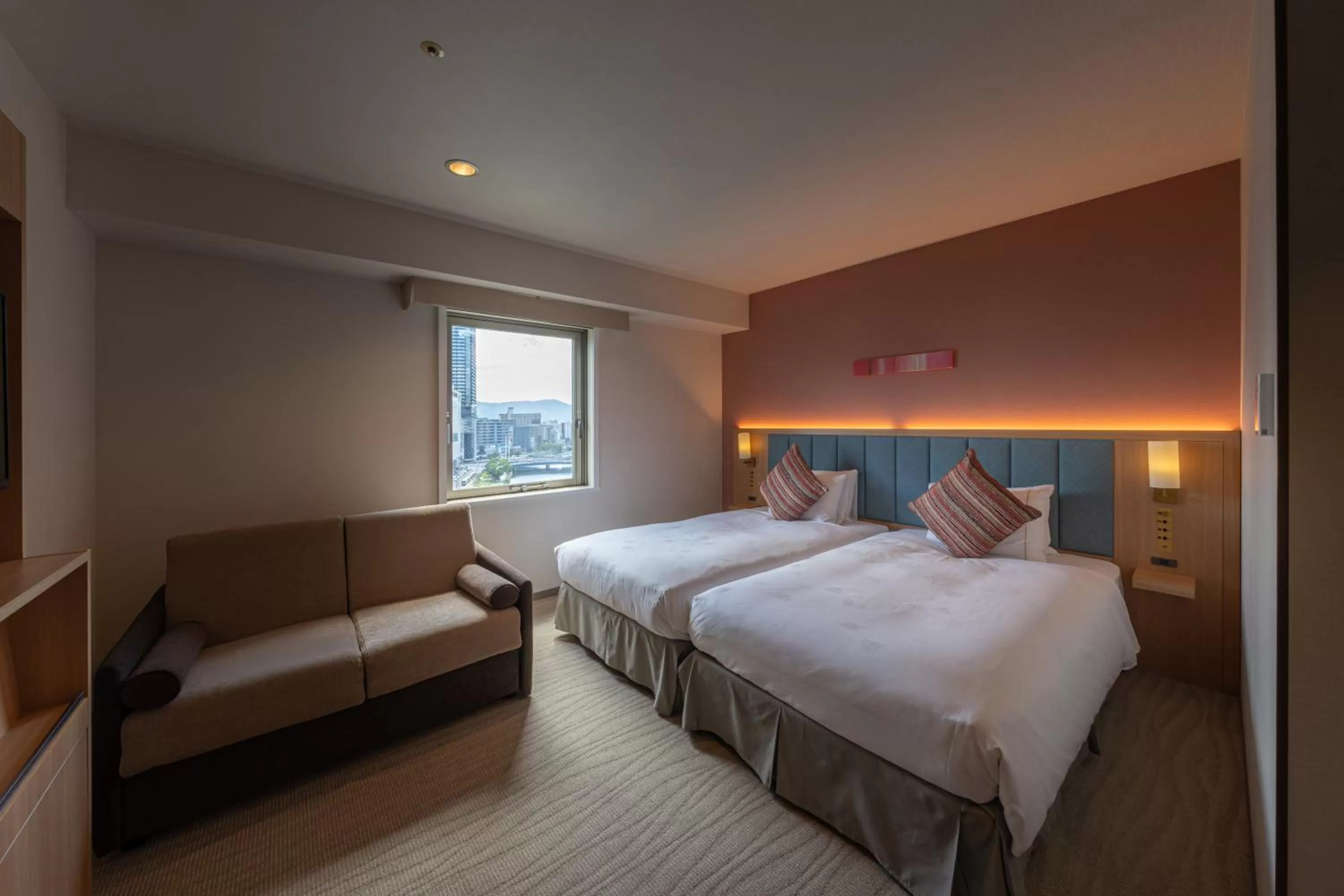 Photo of the whole room, Bed in The Royal Park Hotel Hiroshima Riverside