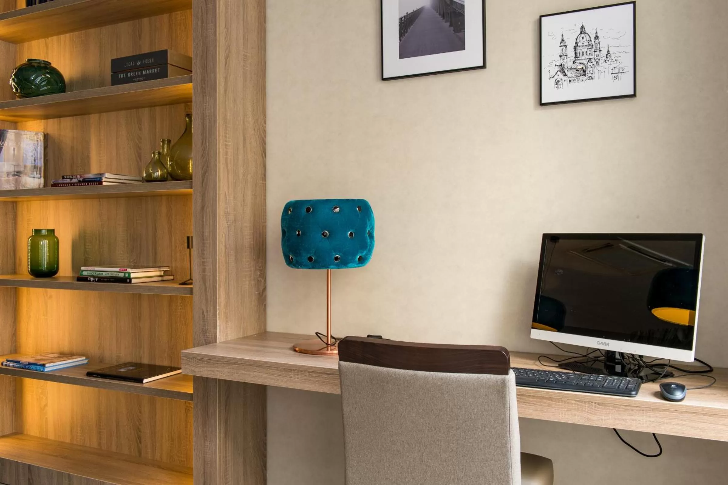 TV and multimedia in Three Corners Lifestyle Hotel