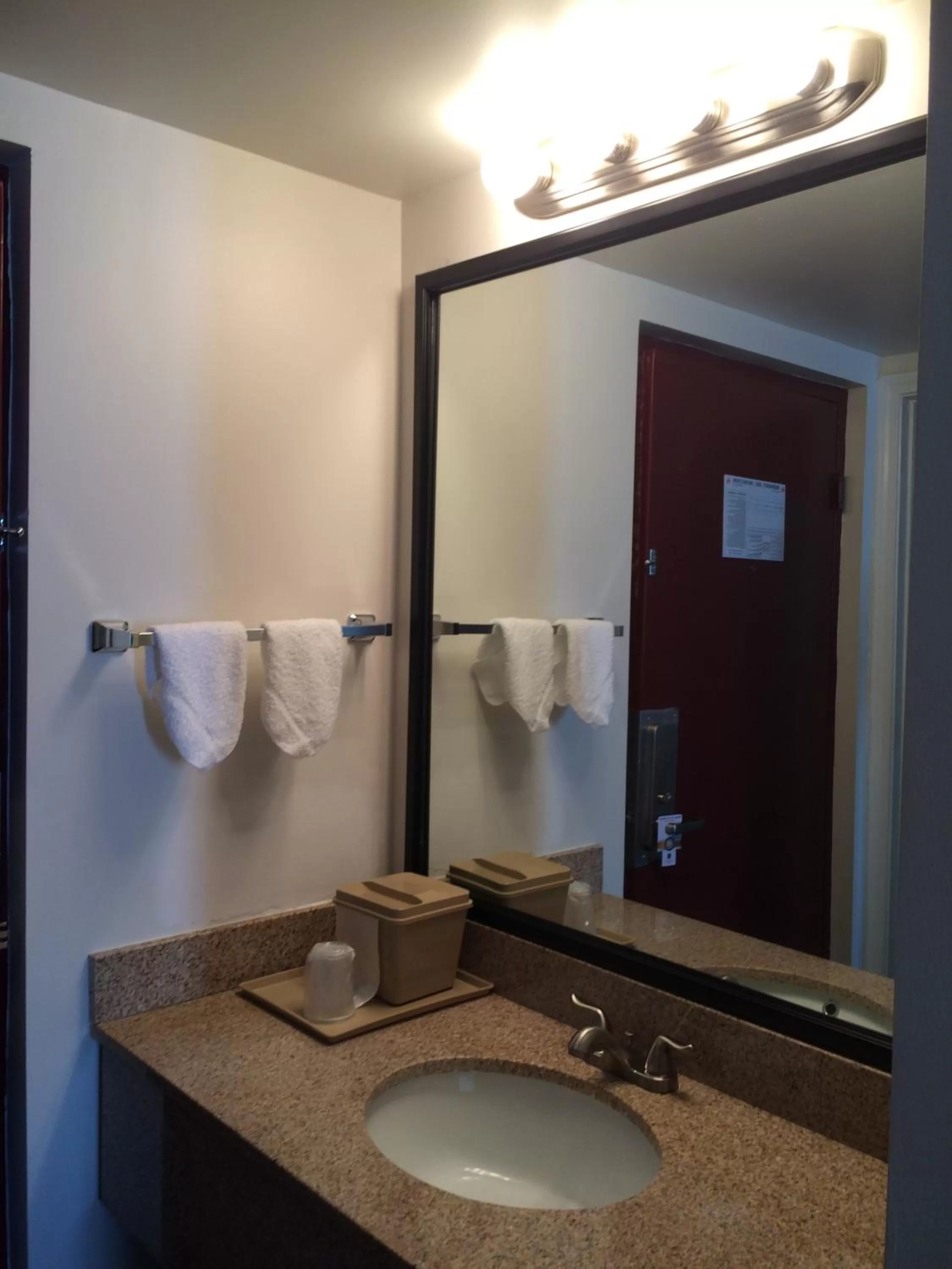 Bathroom in Days Inn by Wyndham Hartsfield Jackson Atlanta Airport West