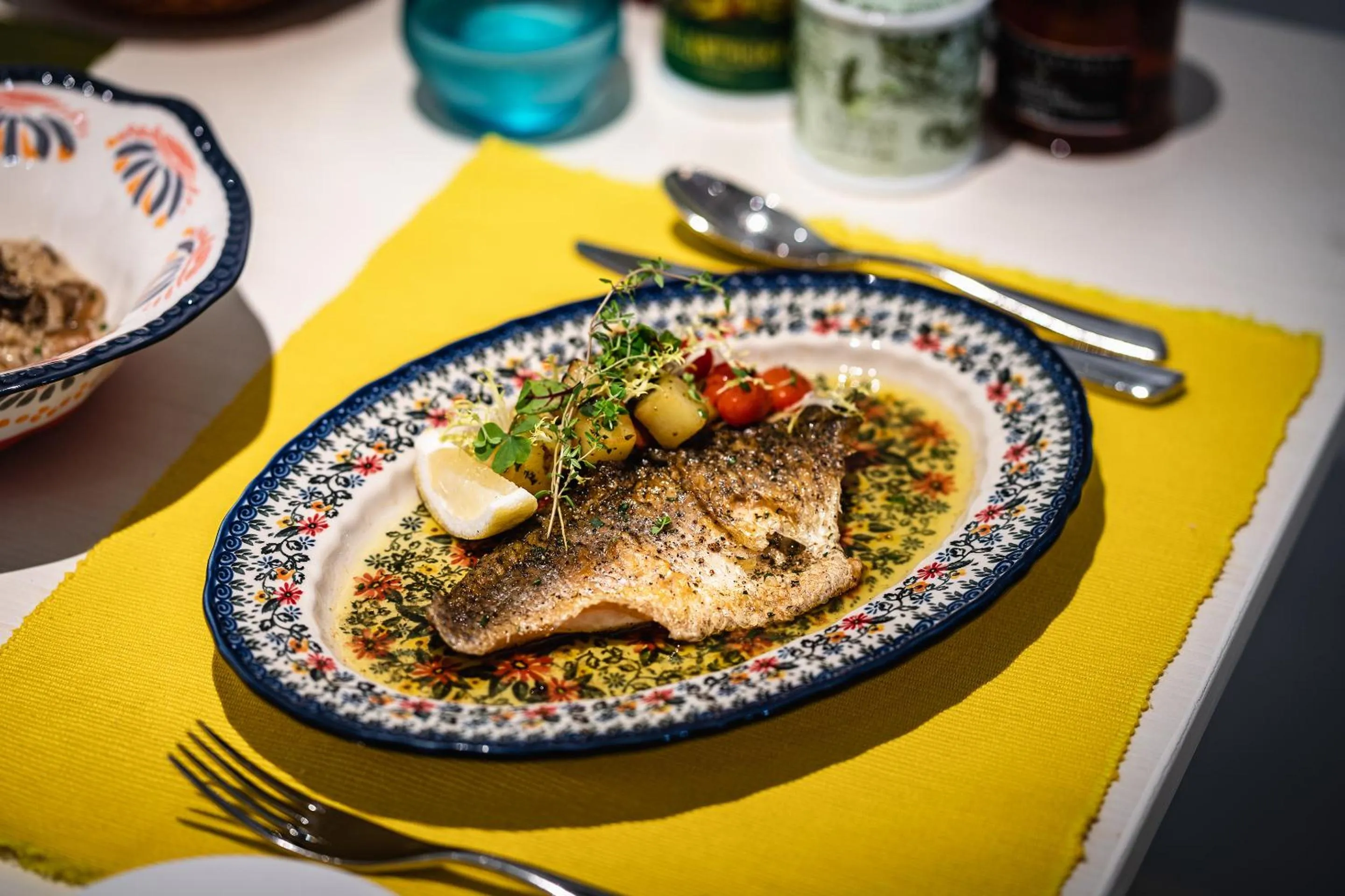 Food and drinks in MUU Bangkok, Small Luxury Hotels of the World