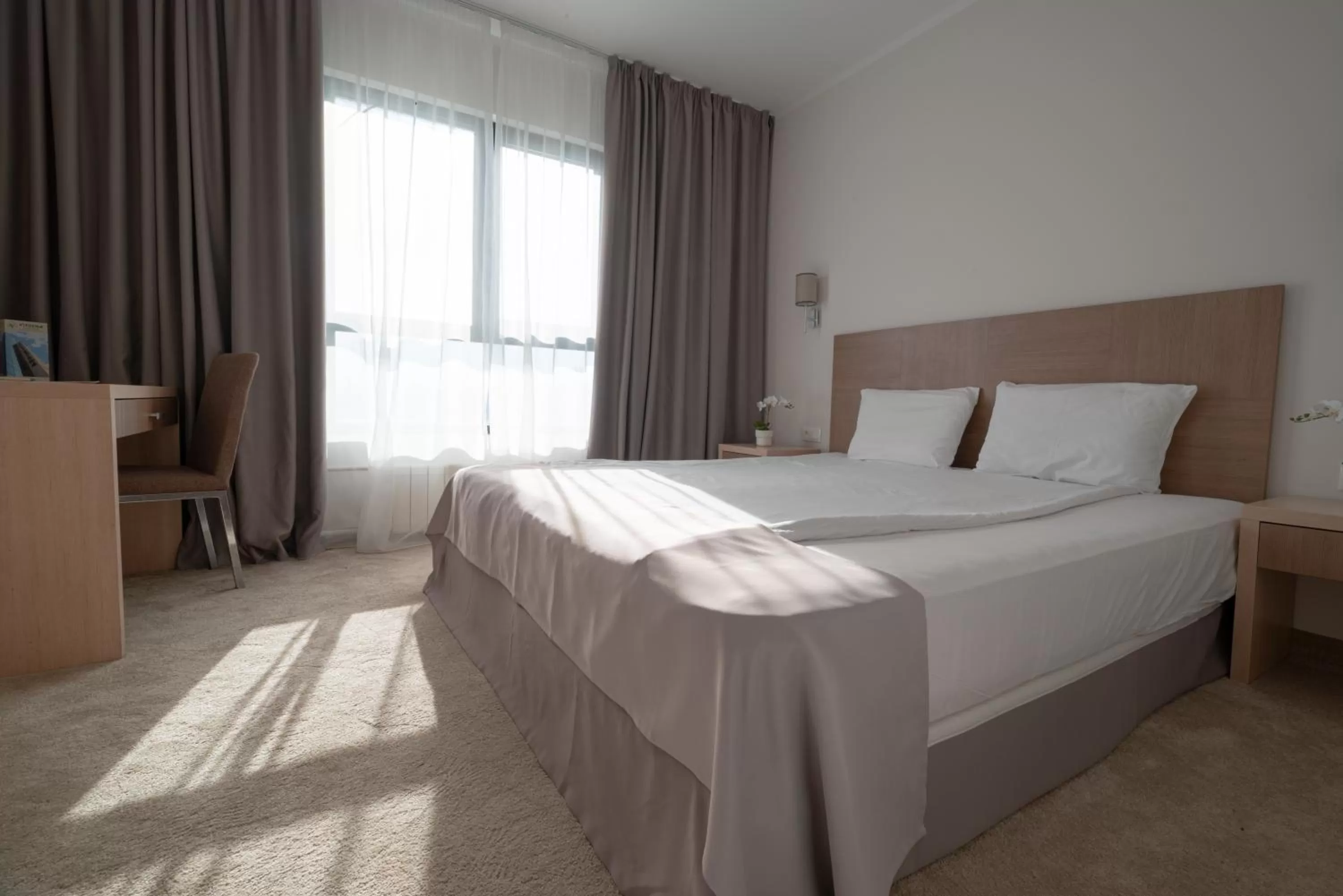 Bed in Vitosha Park Hotel - Free Indoor Pool & Parking