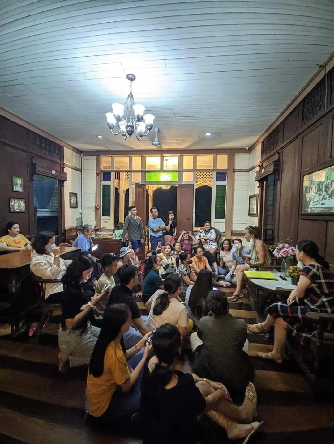 Living room in Oasis Balili Heritage Lodge