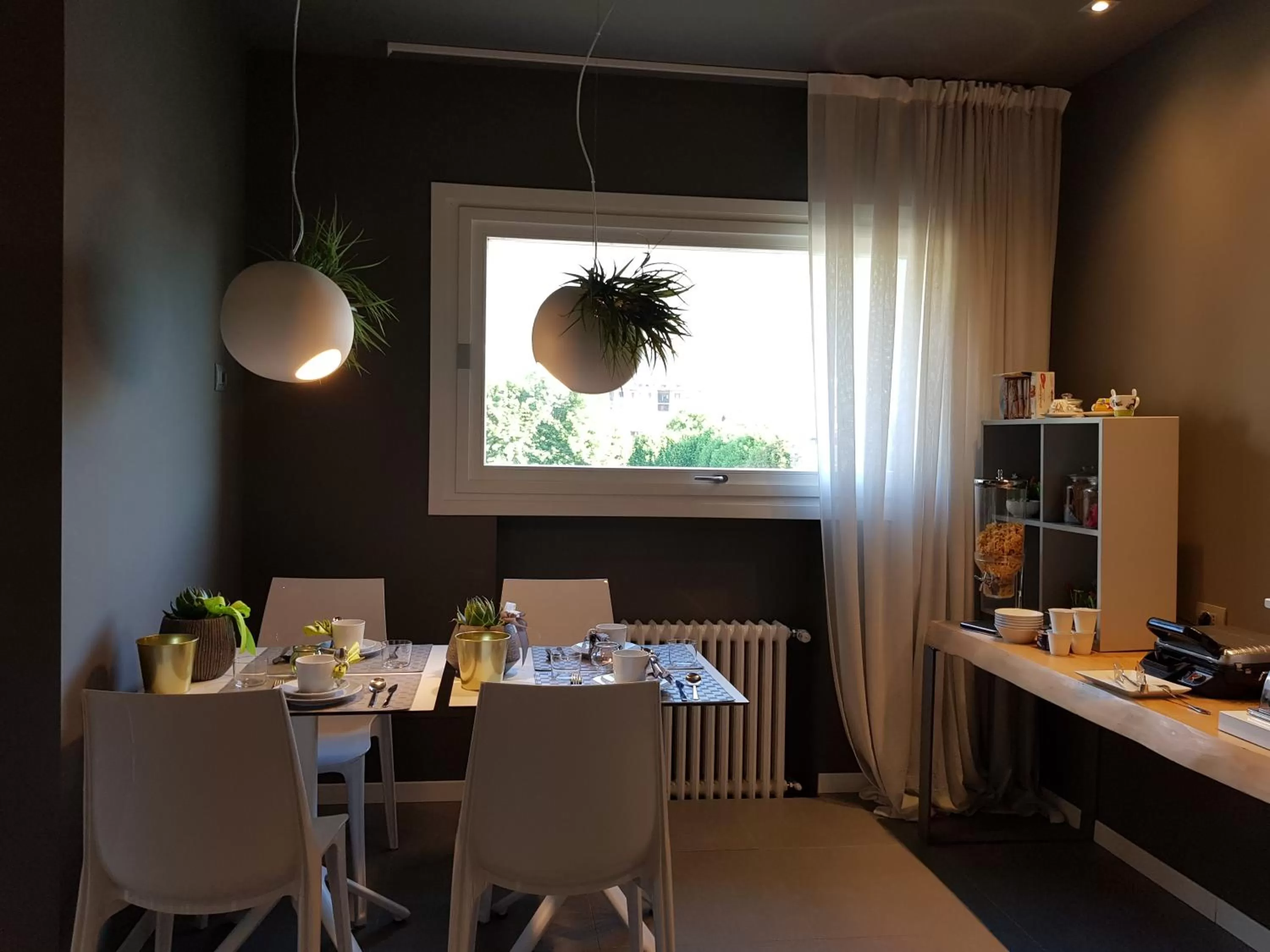 Restaurant/places to eat in Art B&B Design