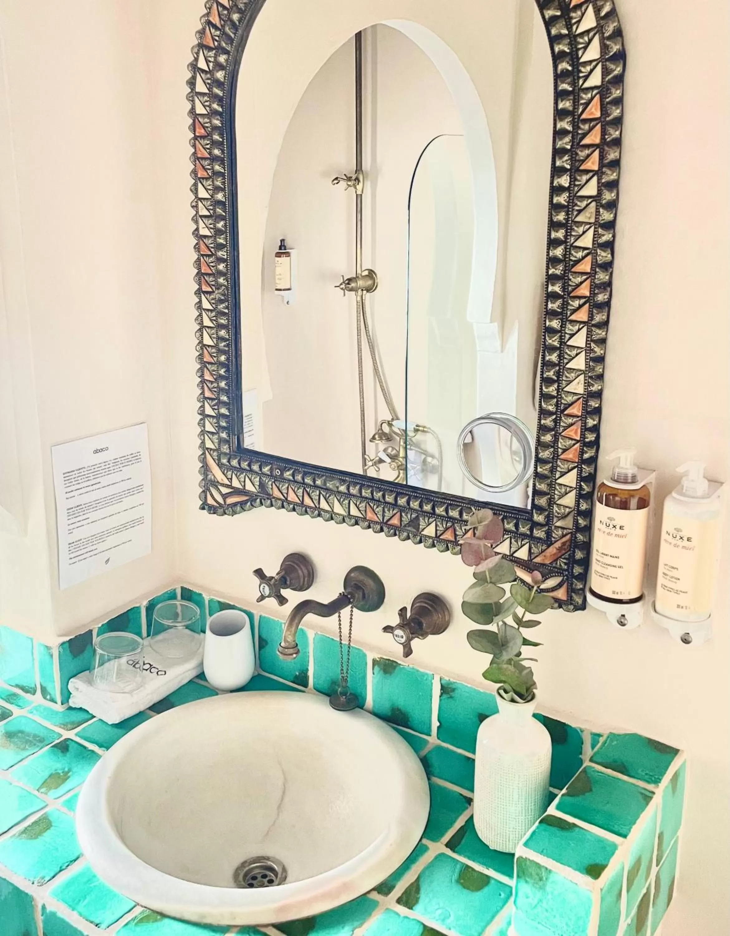 Bathroom in Hotel Abaco Altea