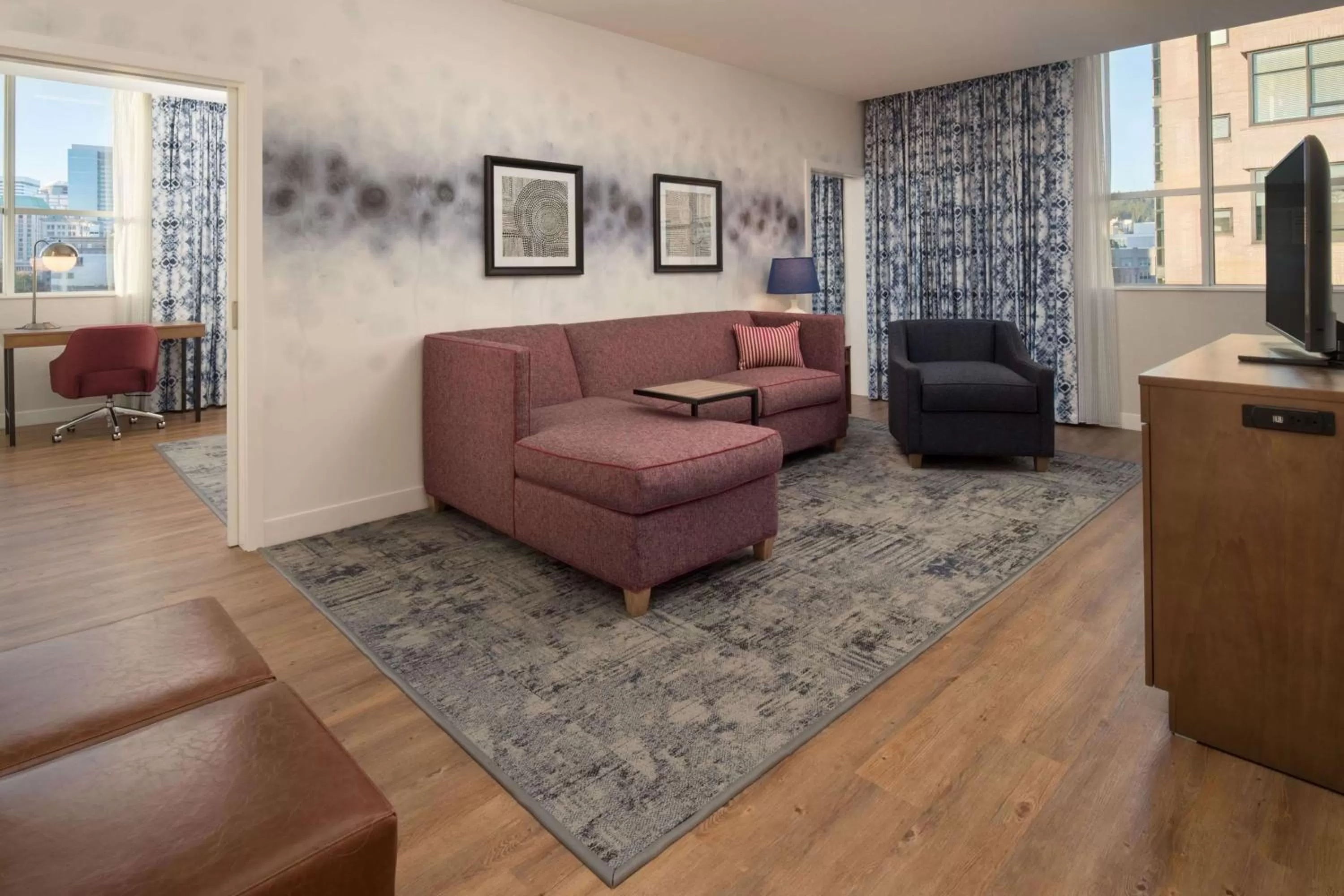 Living room in Hampton Inn And Suites By Hilton Portland-Pearl District