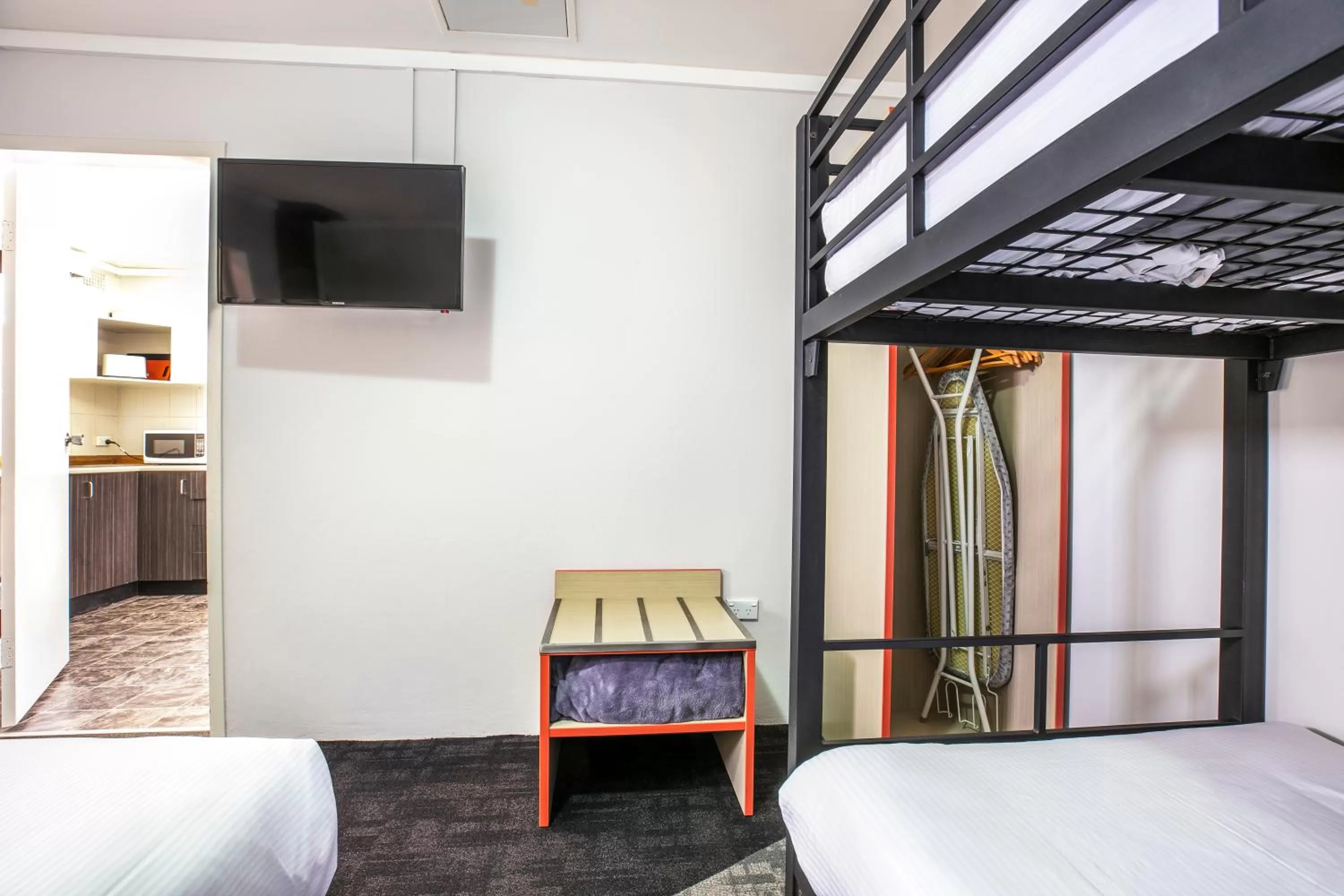 Bedroom, Bed in Nightcap at Jamison Hotel