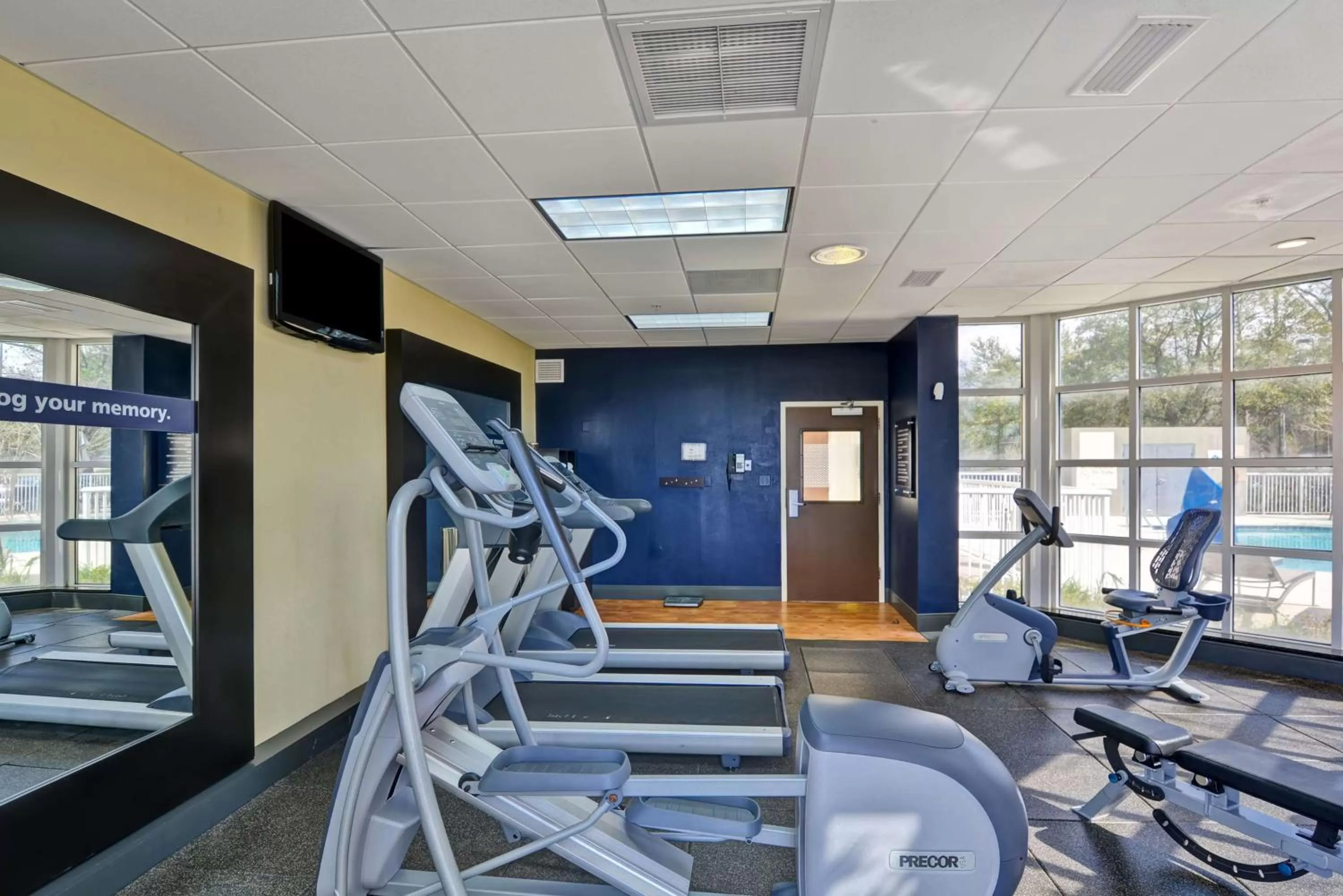 Fitness centre/facilities in Hampton Inn Mobile/East Bay