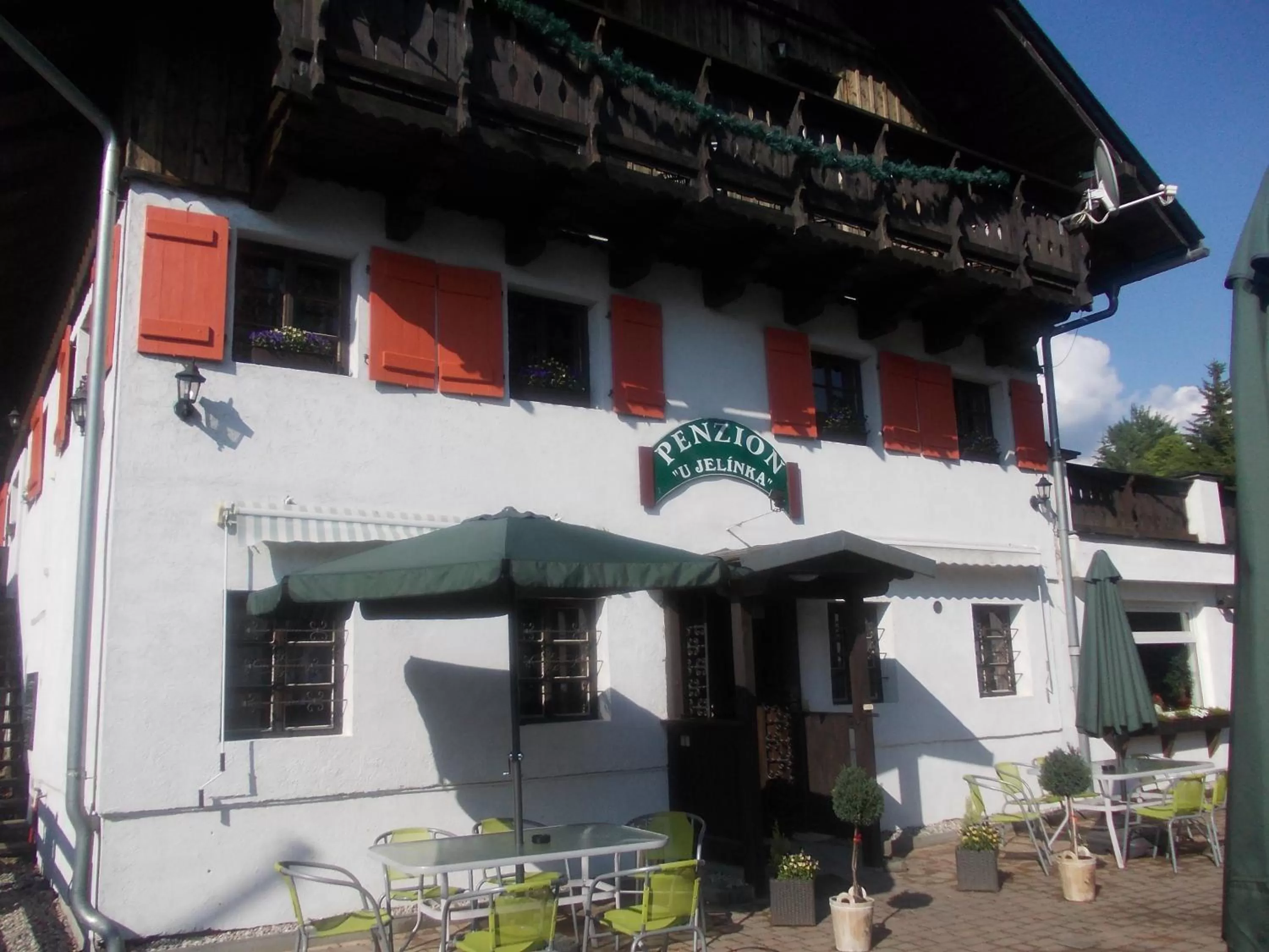 Facade/entrance, Patio/Outdoor Area in Pension U Jelinka