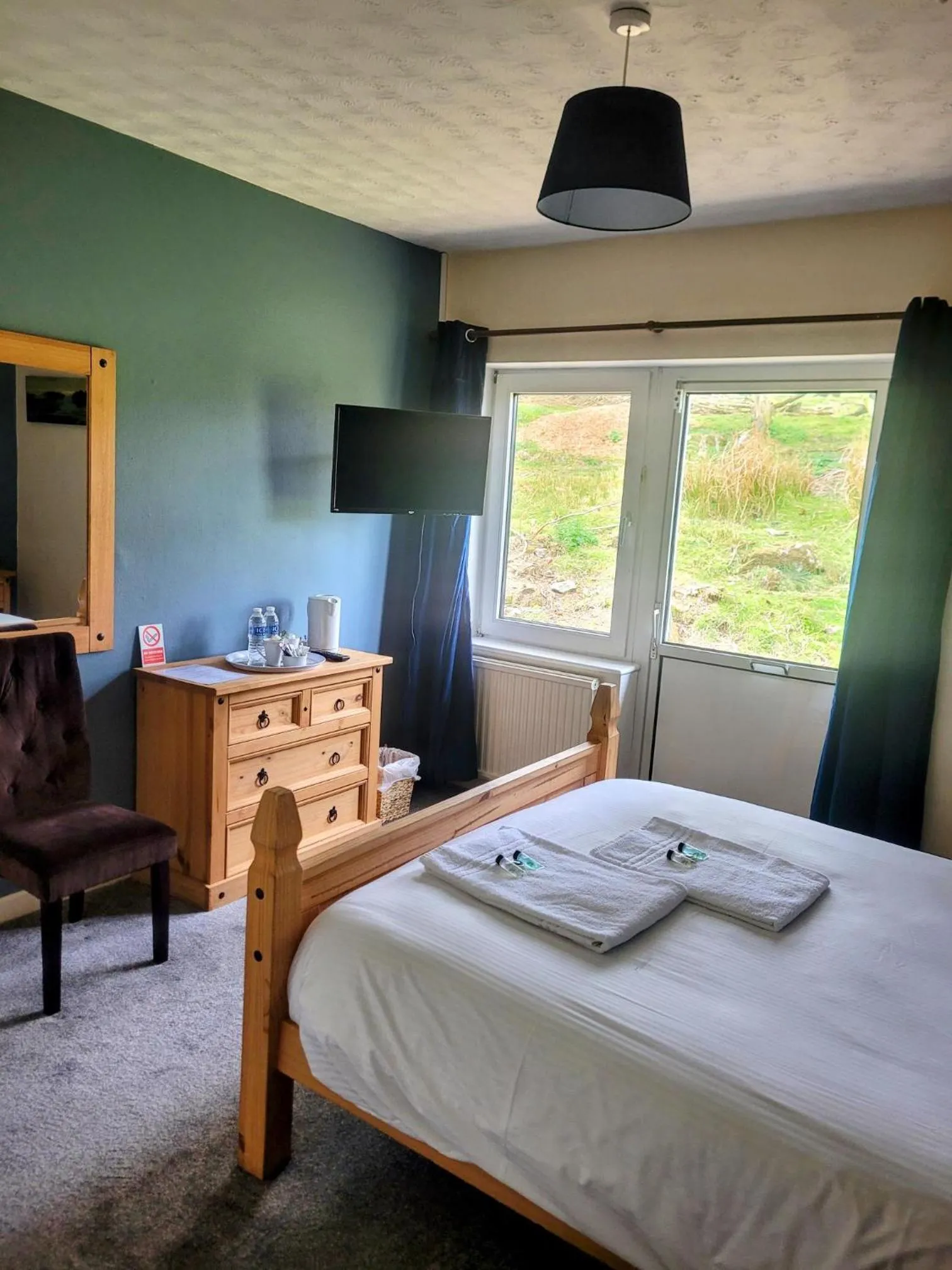 Bedroom, Bed in Wheal Tor Hotel & Glamping