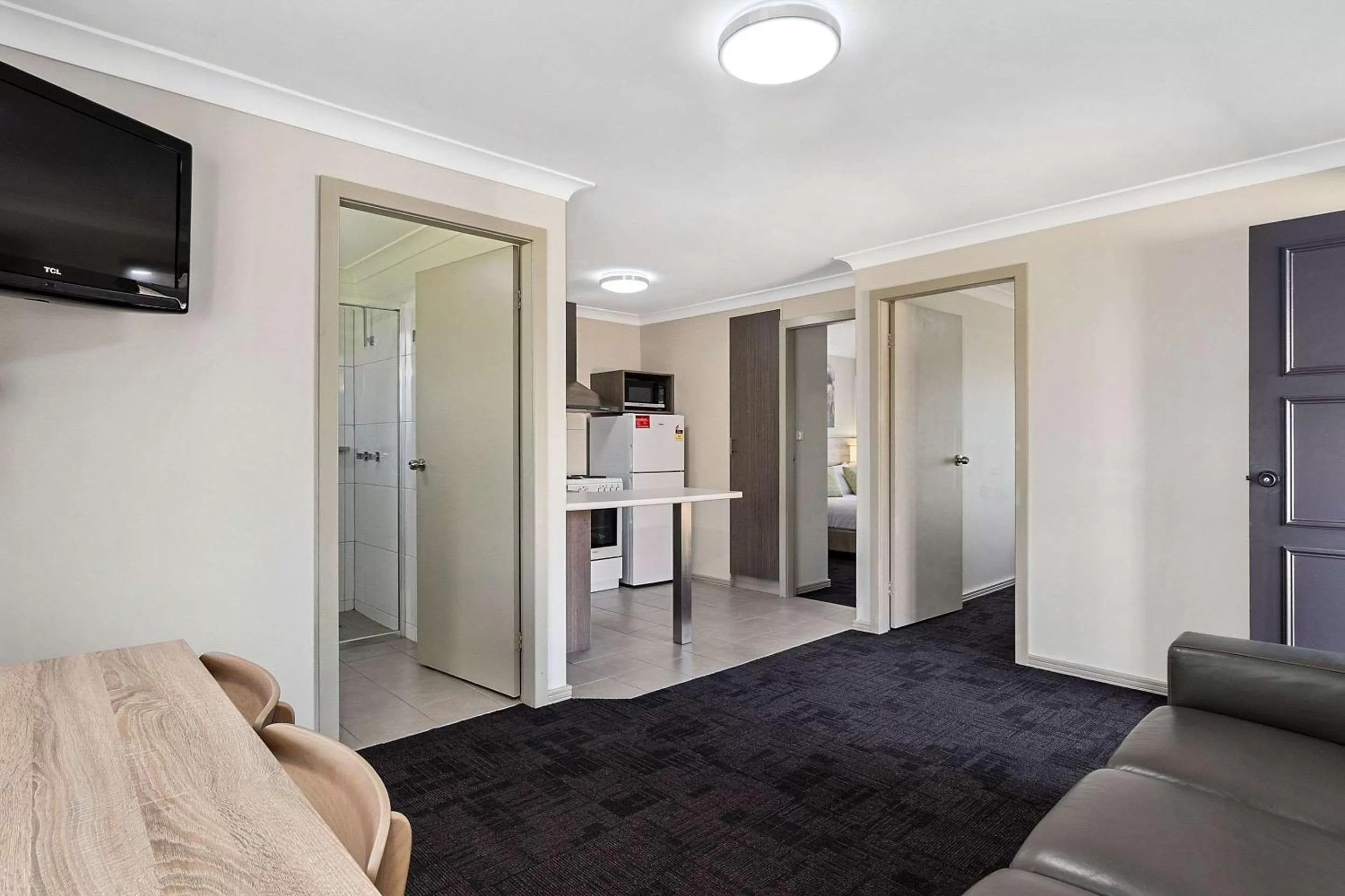 Kitchen or kitchenette in Quality Inn Carriage House