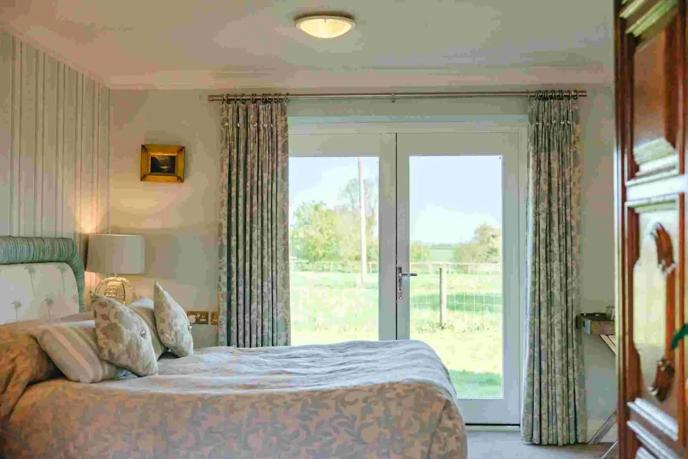 Deluxe Double Room in The Old Vicarage Deluxe Double Room in The Old Vicarage