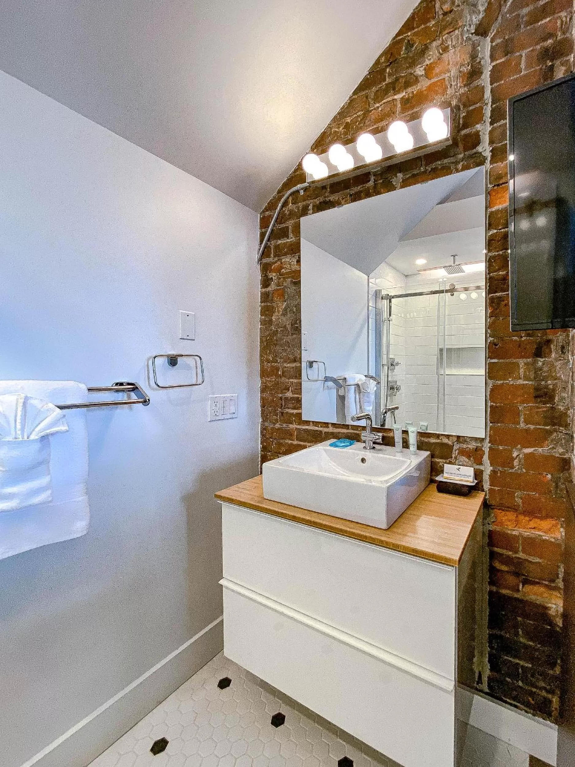 Bathroom in Maison Évangéline by Bower Hotels & Suites